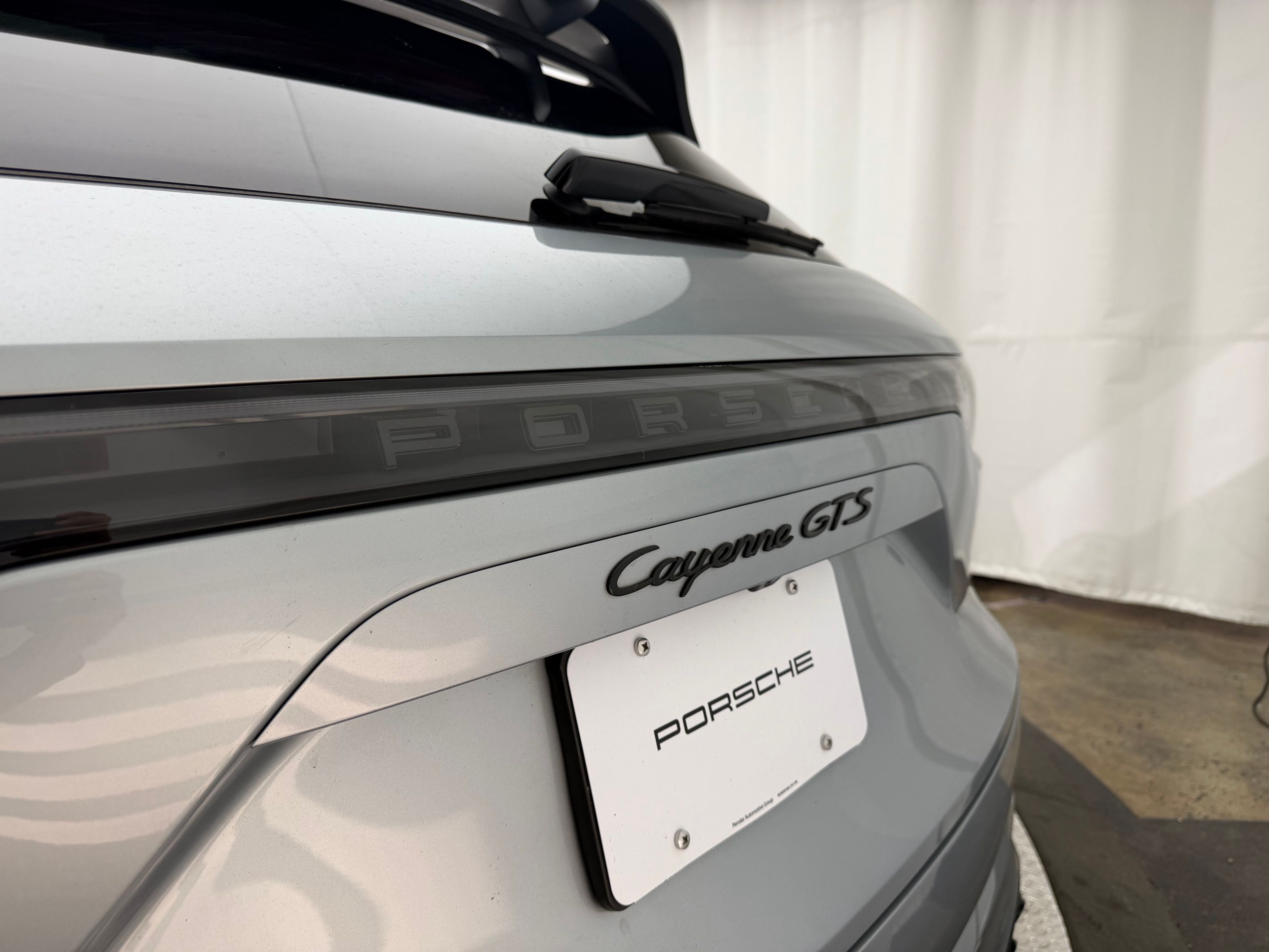 Thumbnail: 2021 Porsche Cayenne - 9