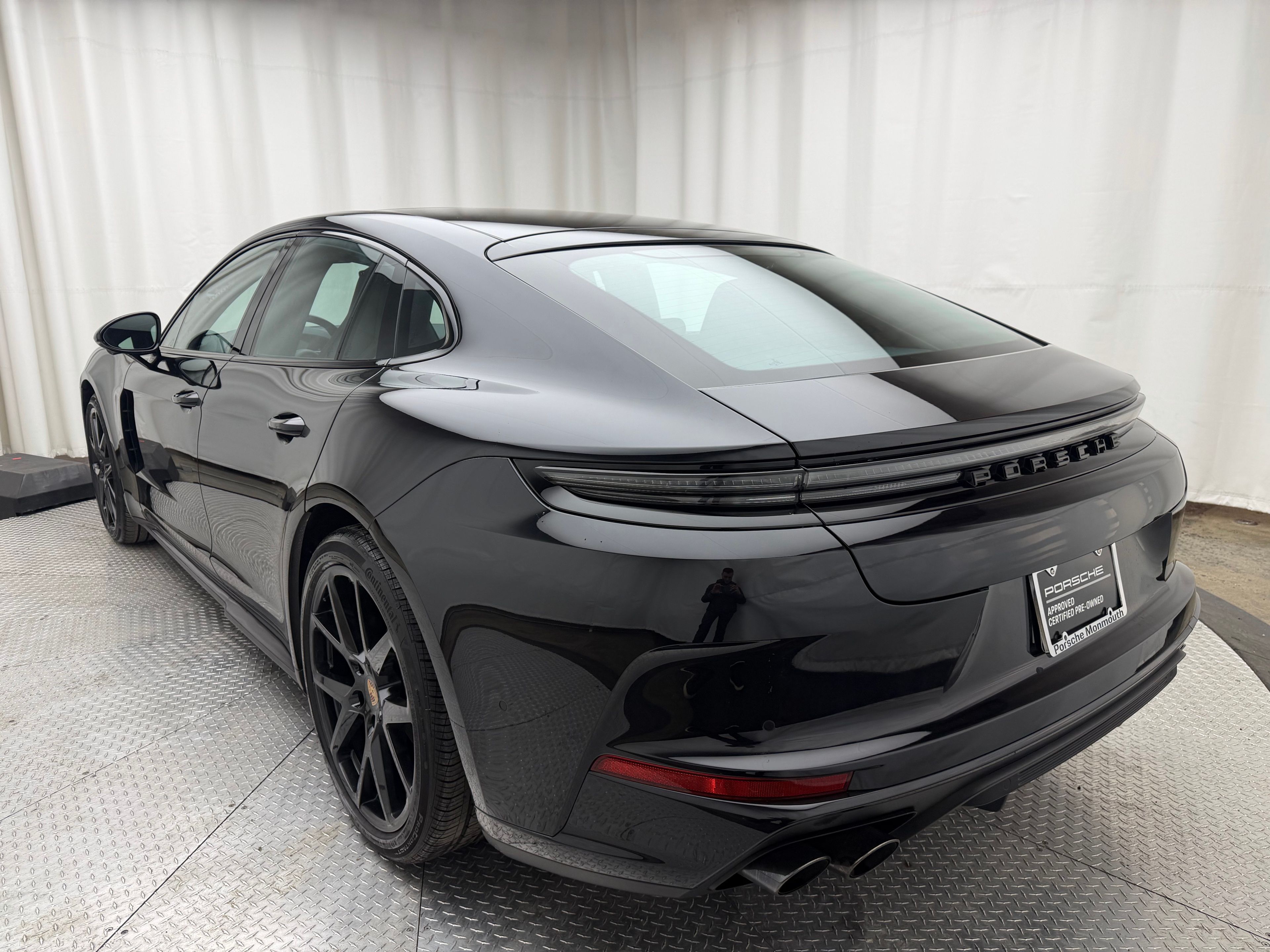 Thumbnail: 2024 Porsche Panamera - 3