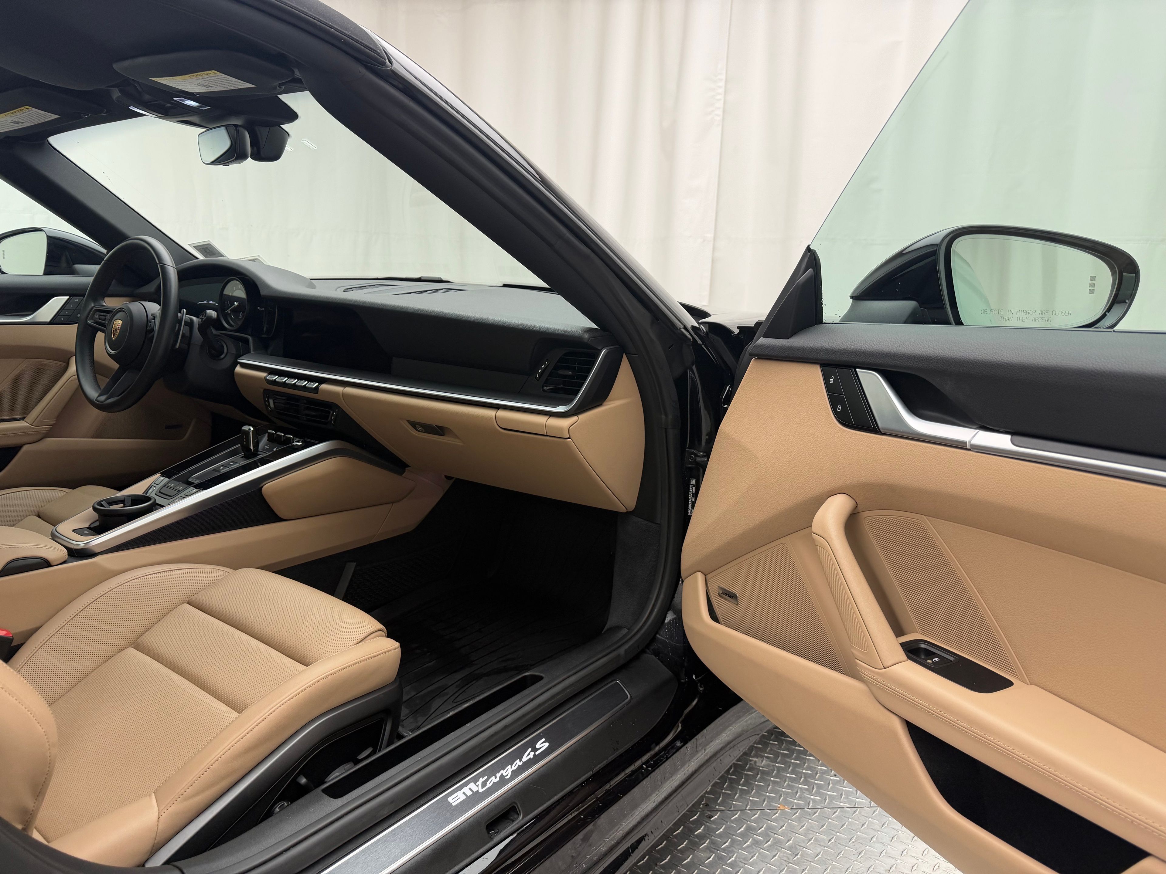 Thumbnail: 2024 Porsche 911 - 17