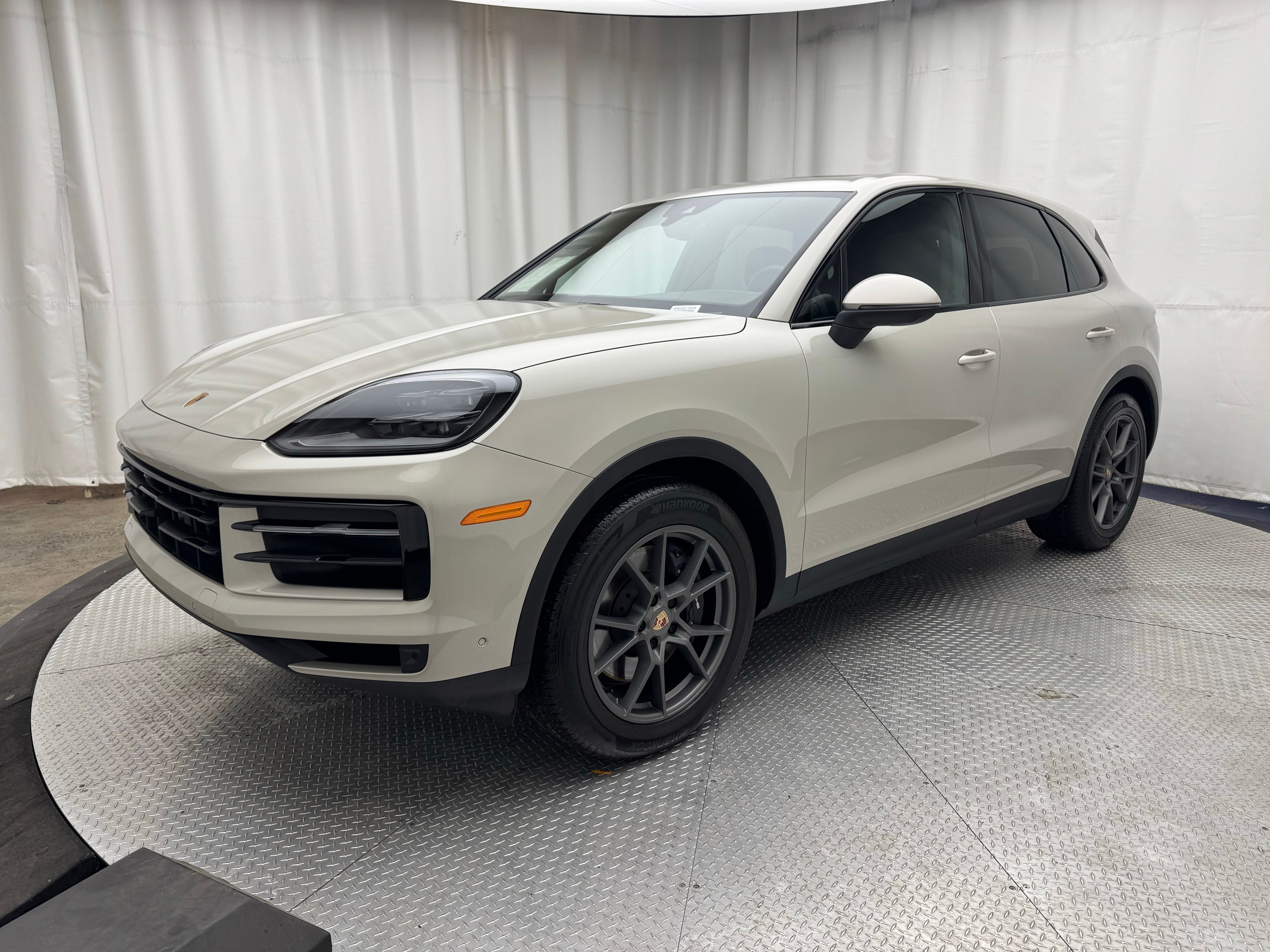 Thumbnail: 2026 Porsche Cayenne - 1