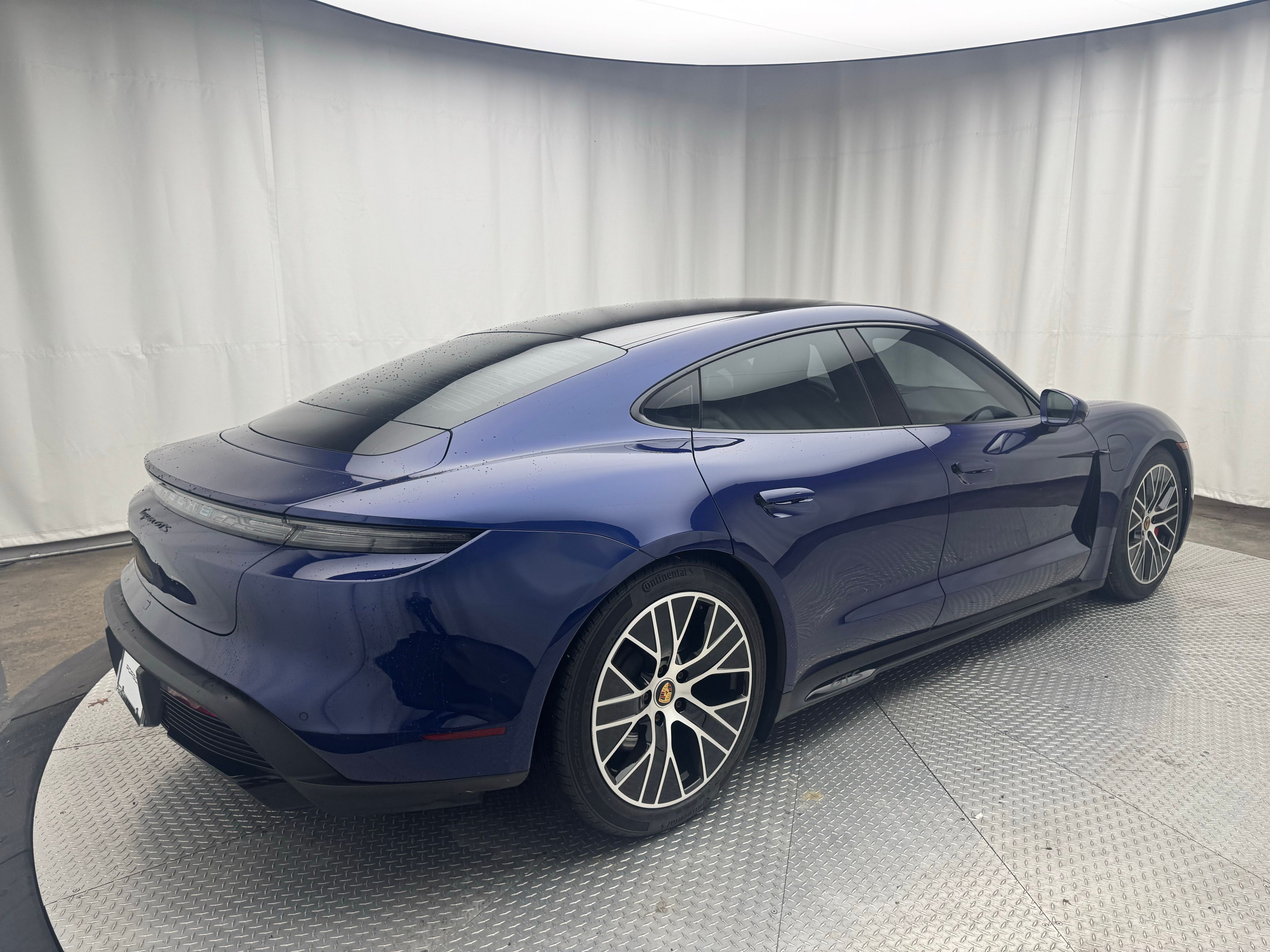 Thumbnail: 2023 Porsche Taycan - 16