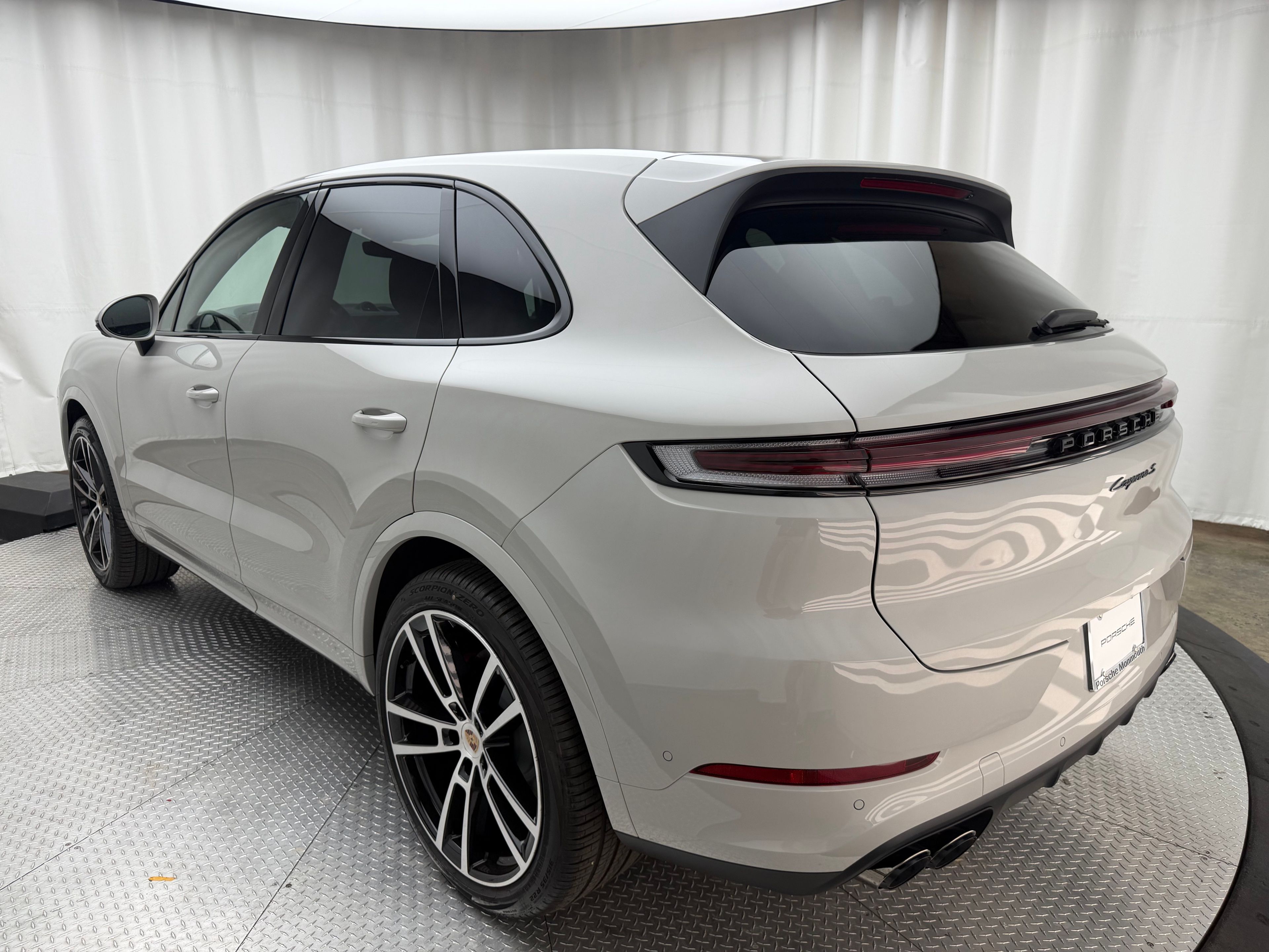 Thumbnail: 2026 Porsche Cayenne - 3