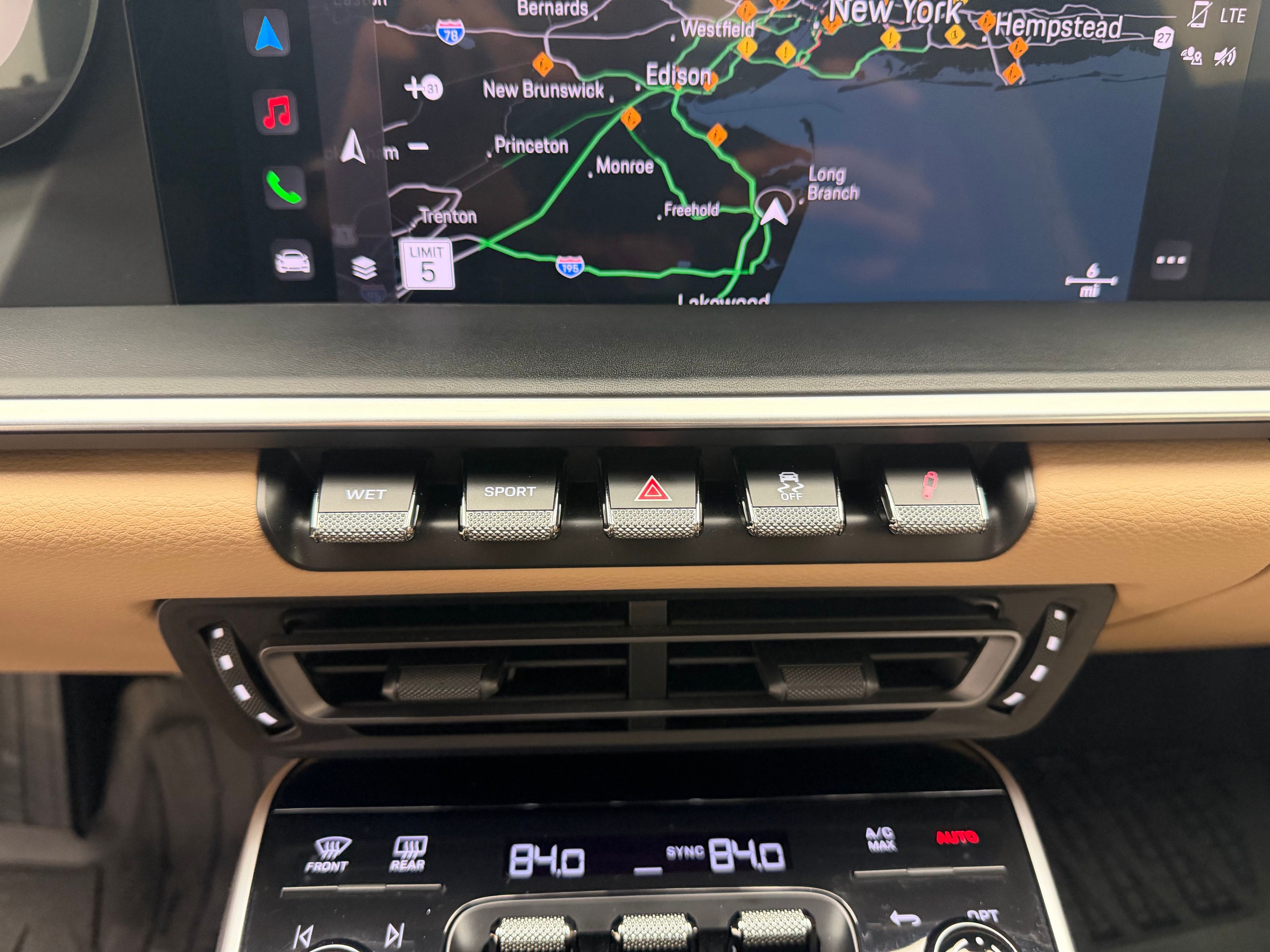 Thumbnail: 2024 Porsche 911 - 26