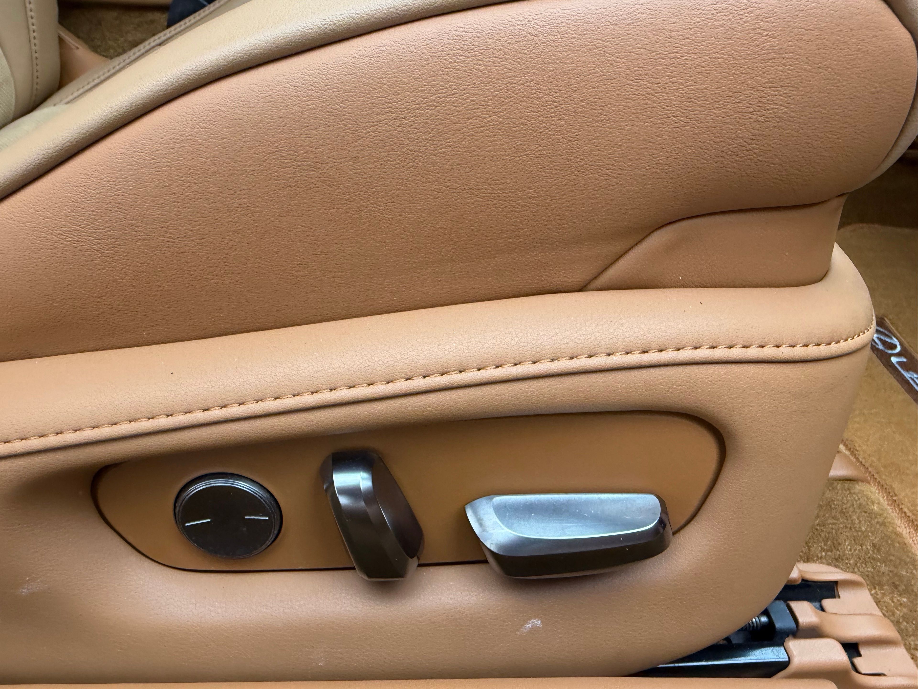 Thumbnail: 2018 Lexus LC - 17