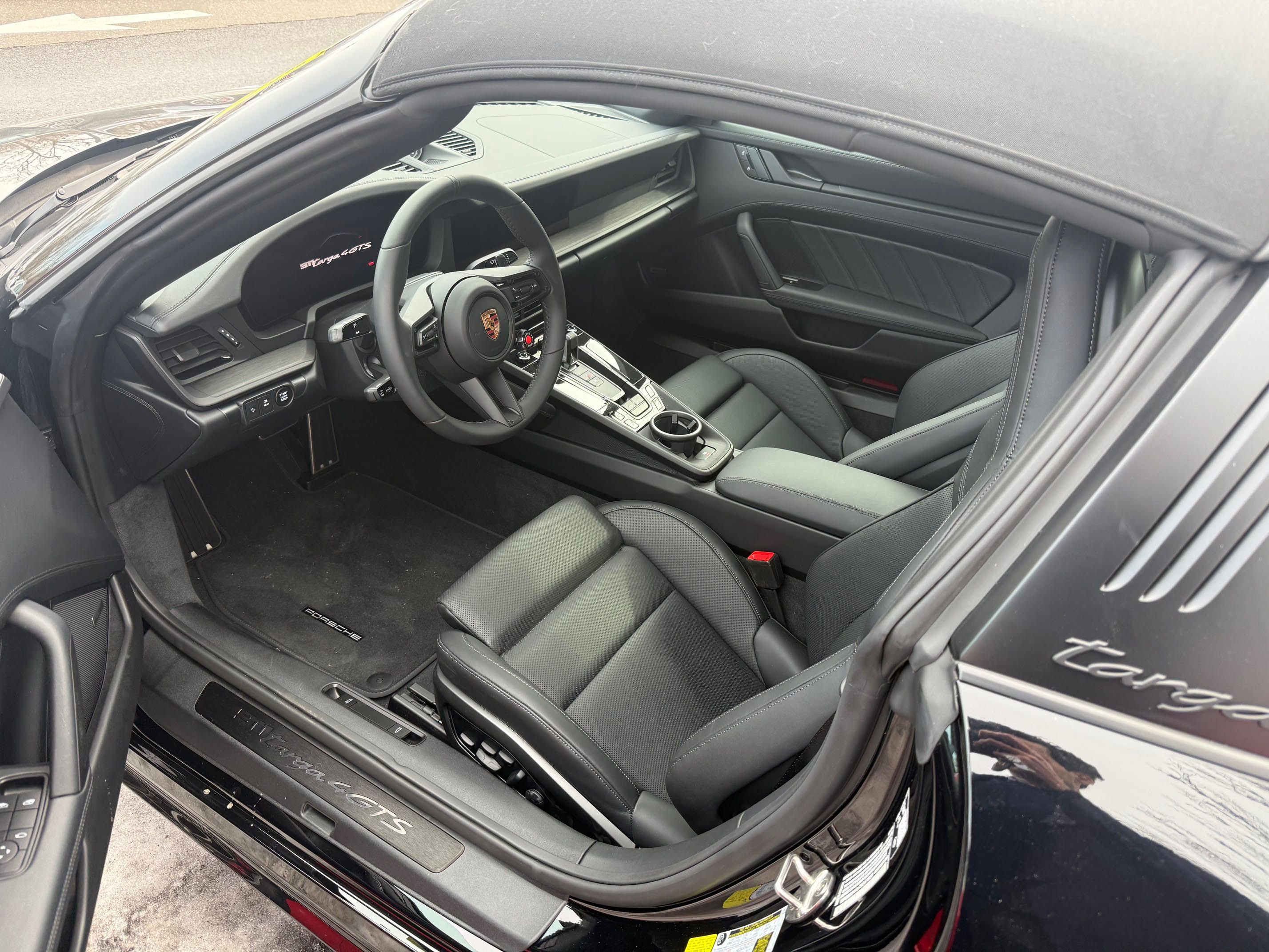 Thumbnail: 2026 Porsche 911 - 4