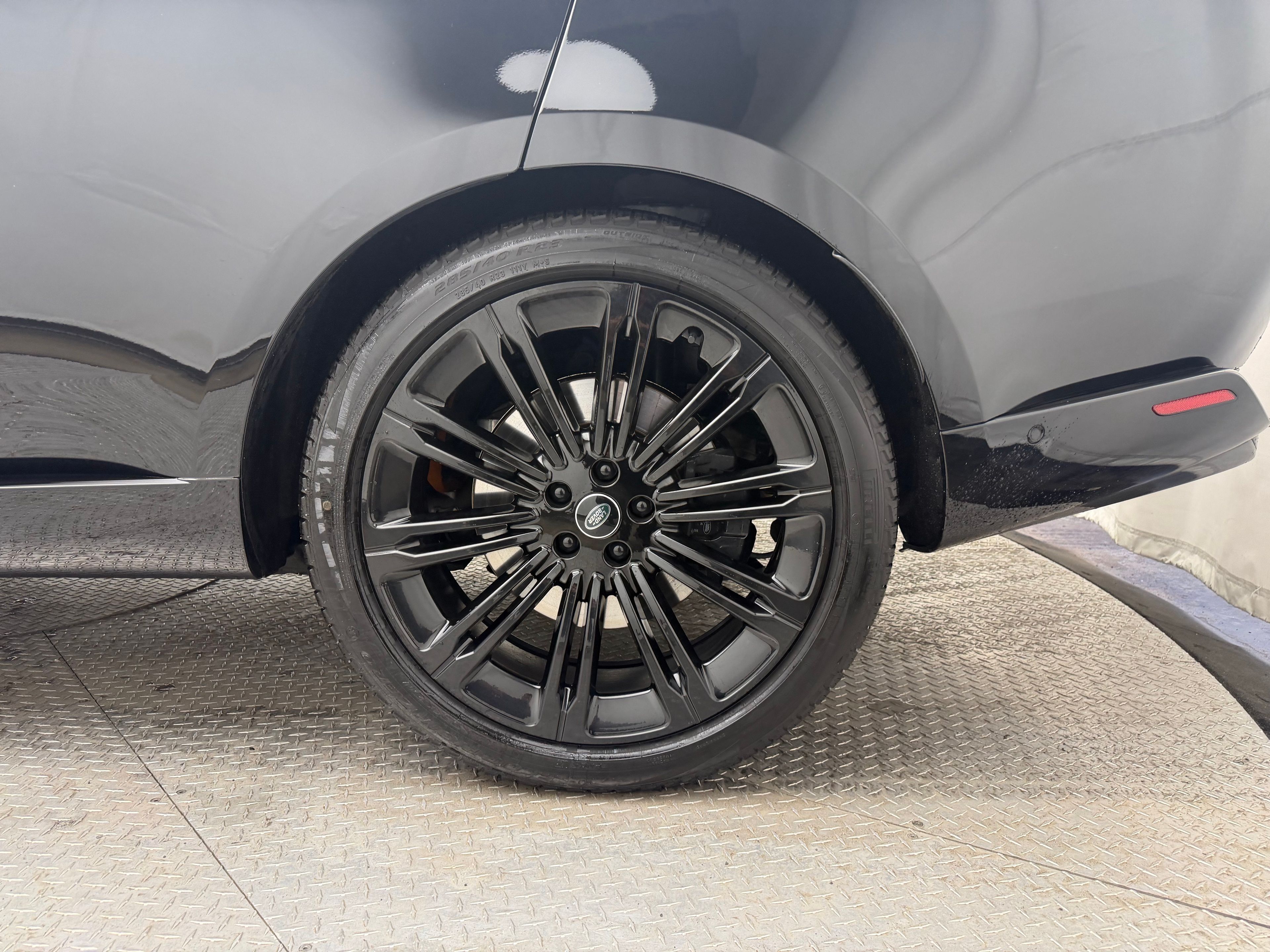 Thumbnail: 2024 Land Rover Range Rover - 8