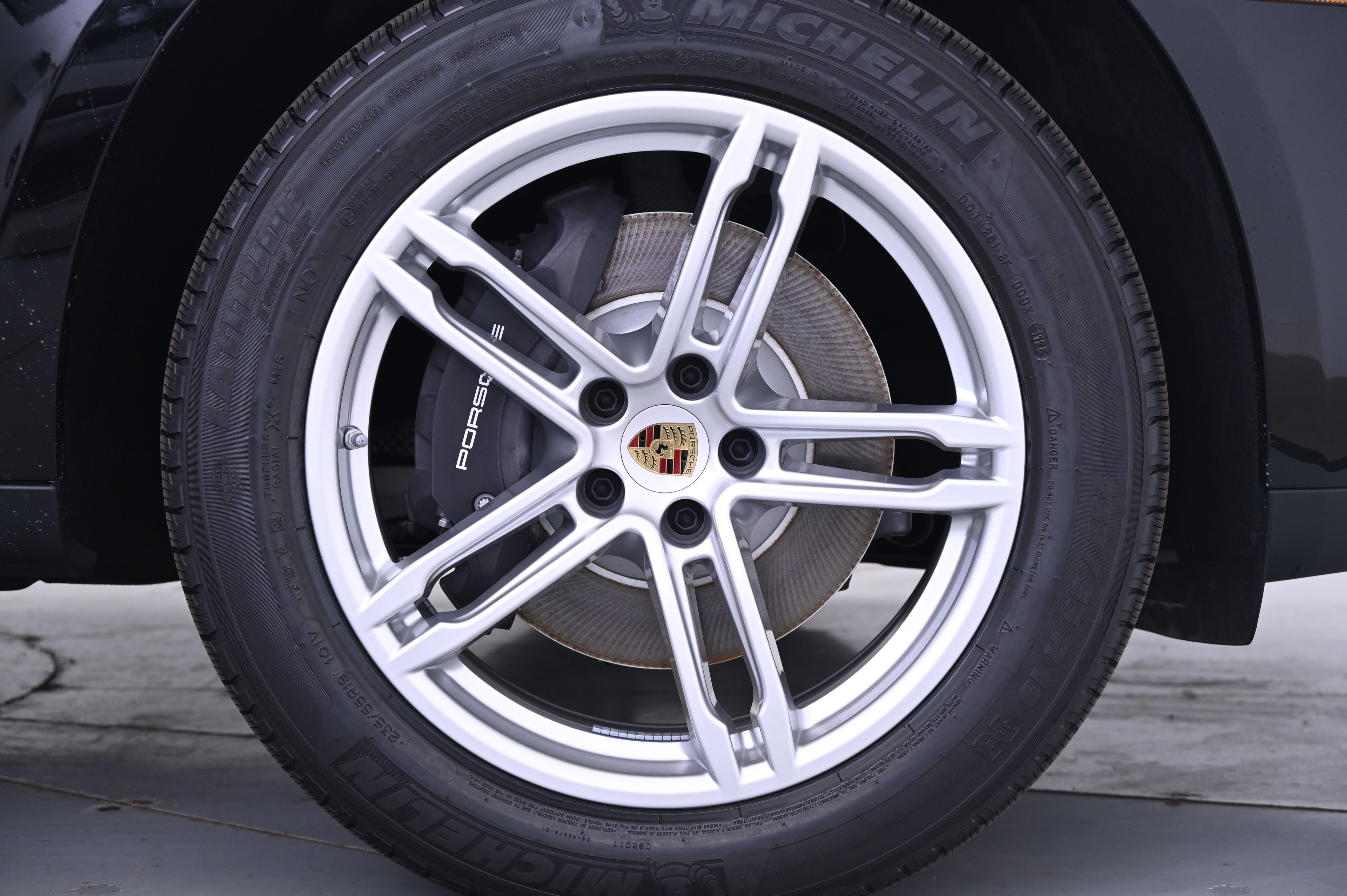 Thumbnail: 2025 Porsche Macan - 14