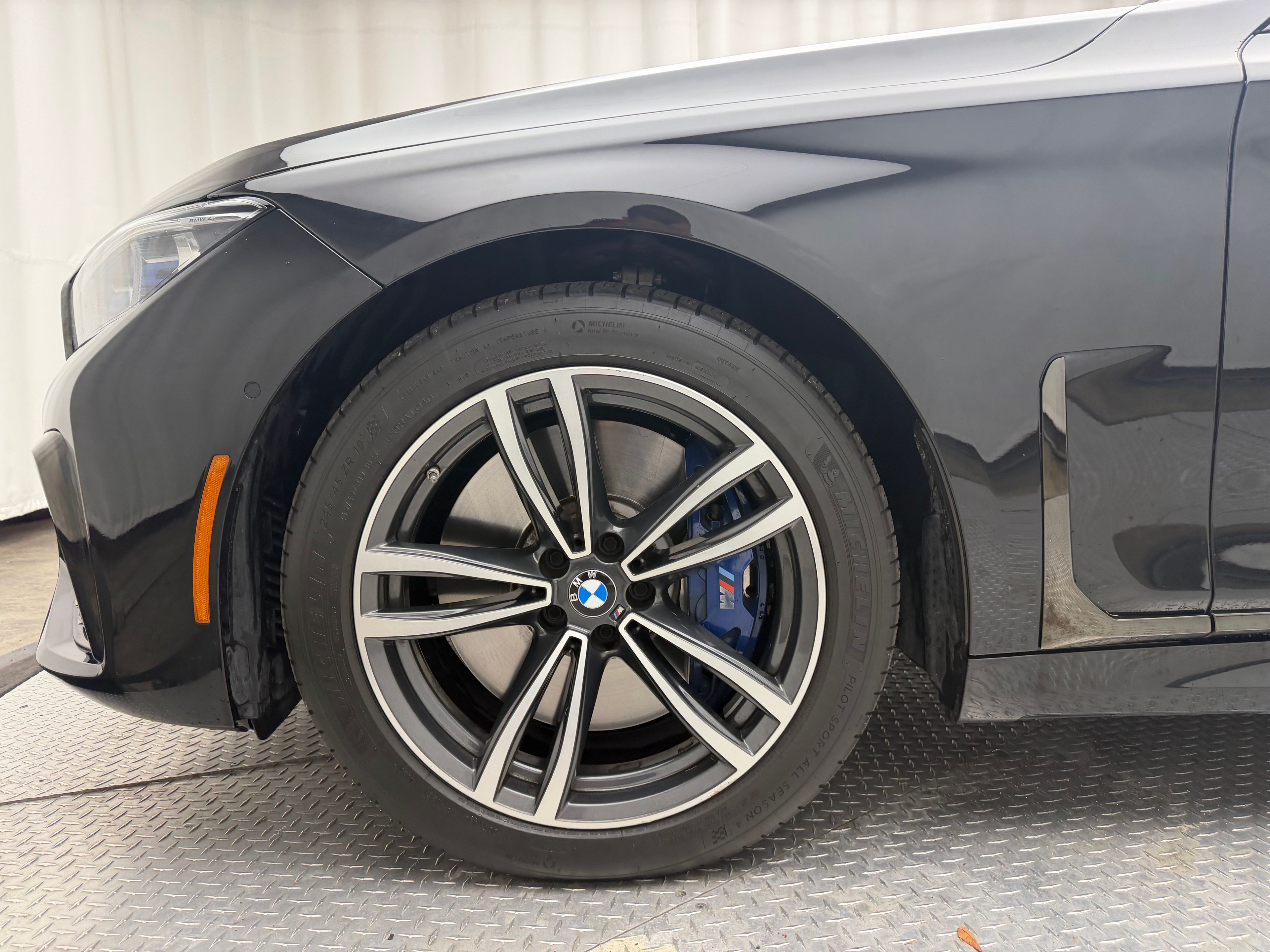 Thumbnail: 2020 BMW 7 Series - 7