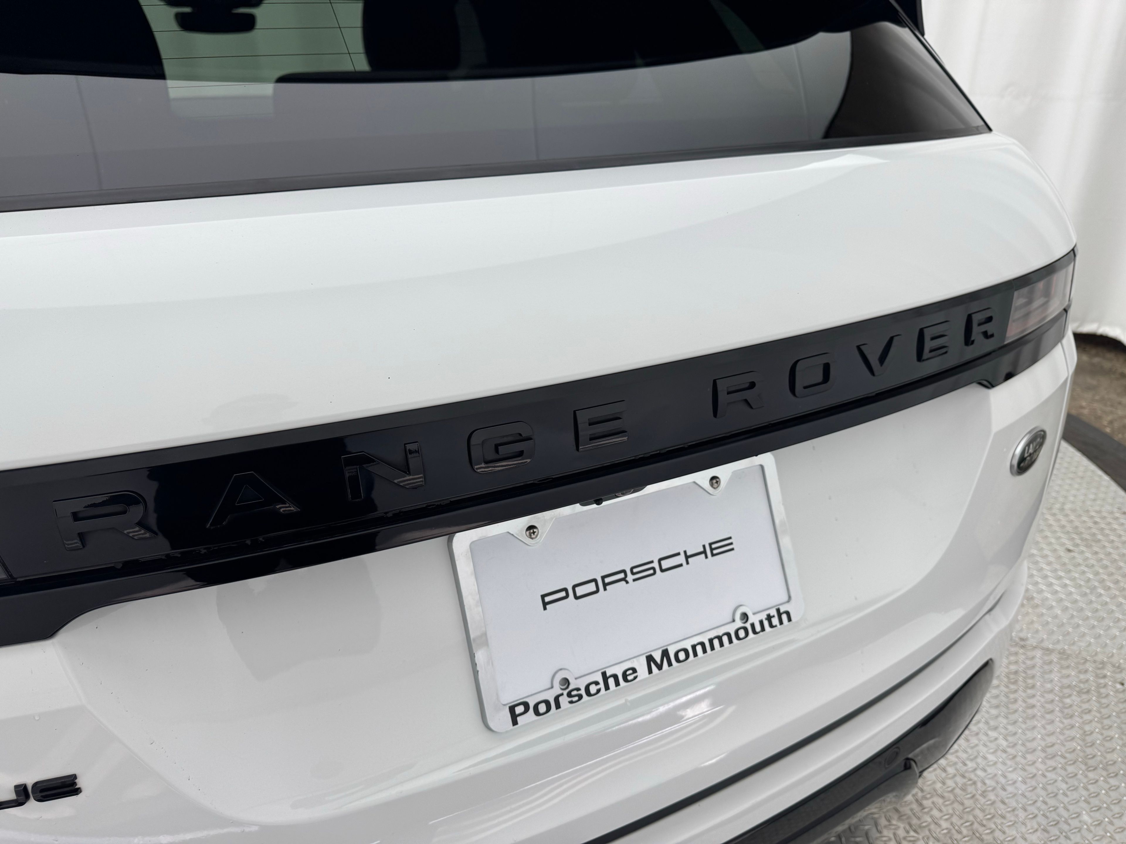 Thumbnail: 2023 Land Rover Range Rover Evoque - 11