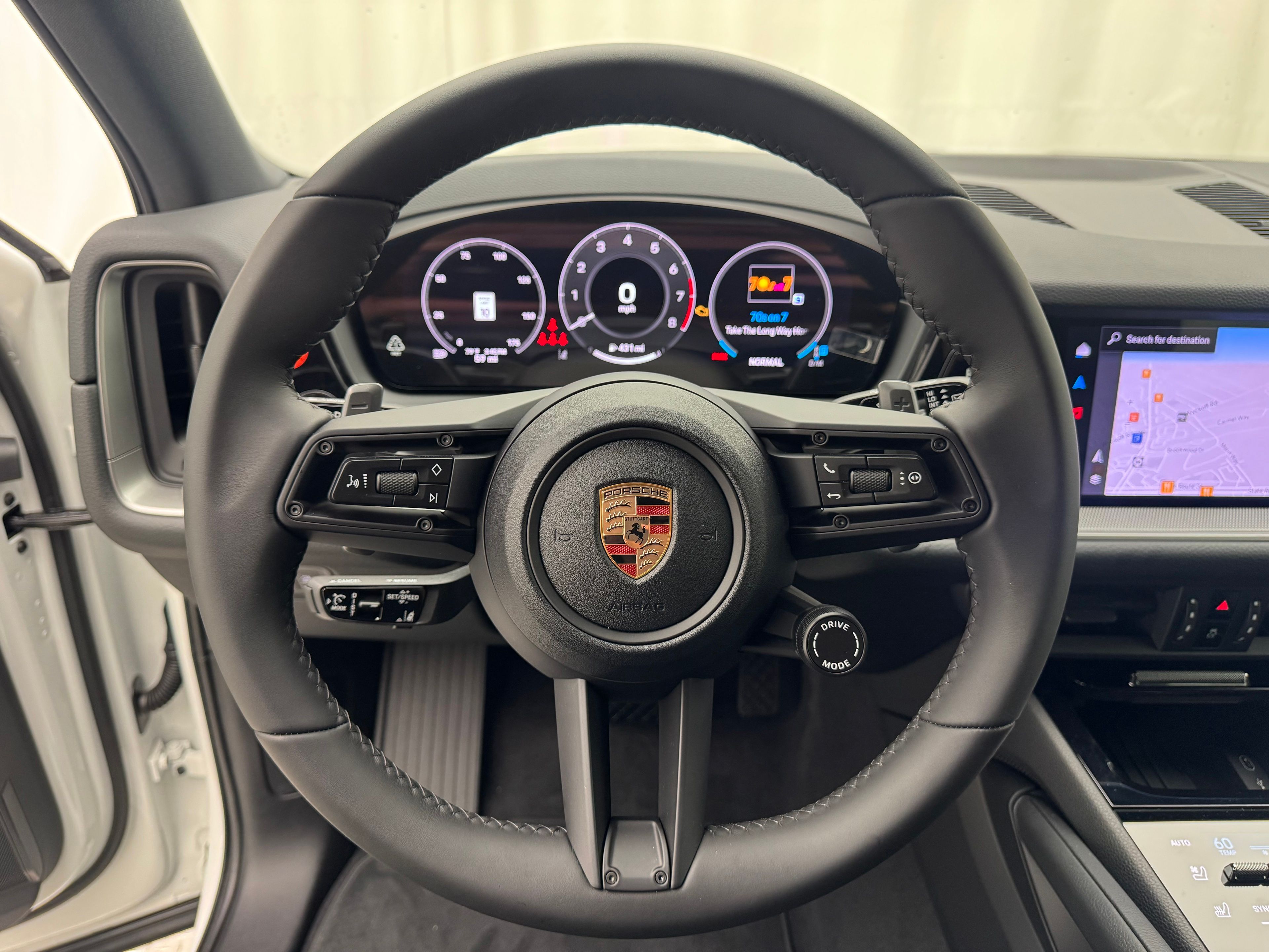Thumbnail: 2026 Porsche Cayenne - 6