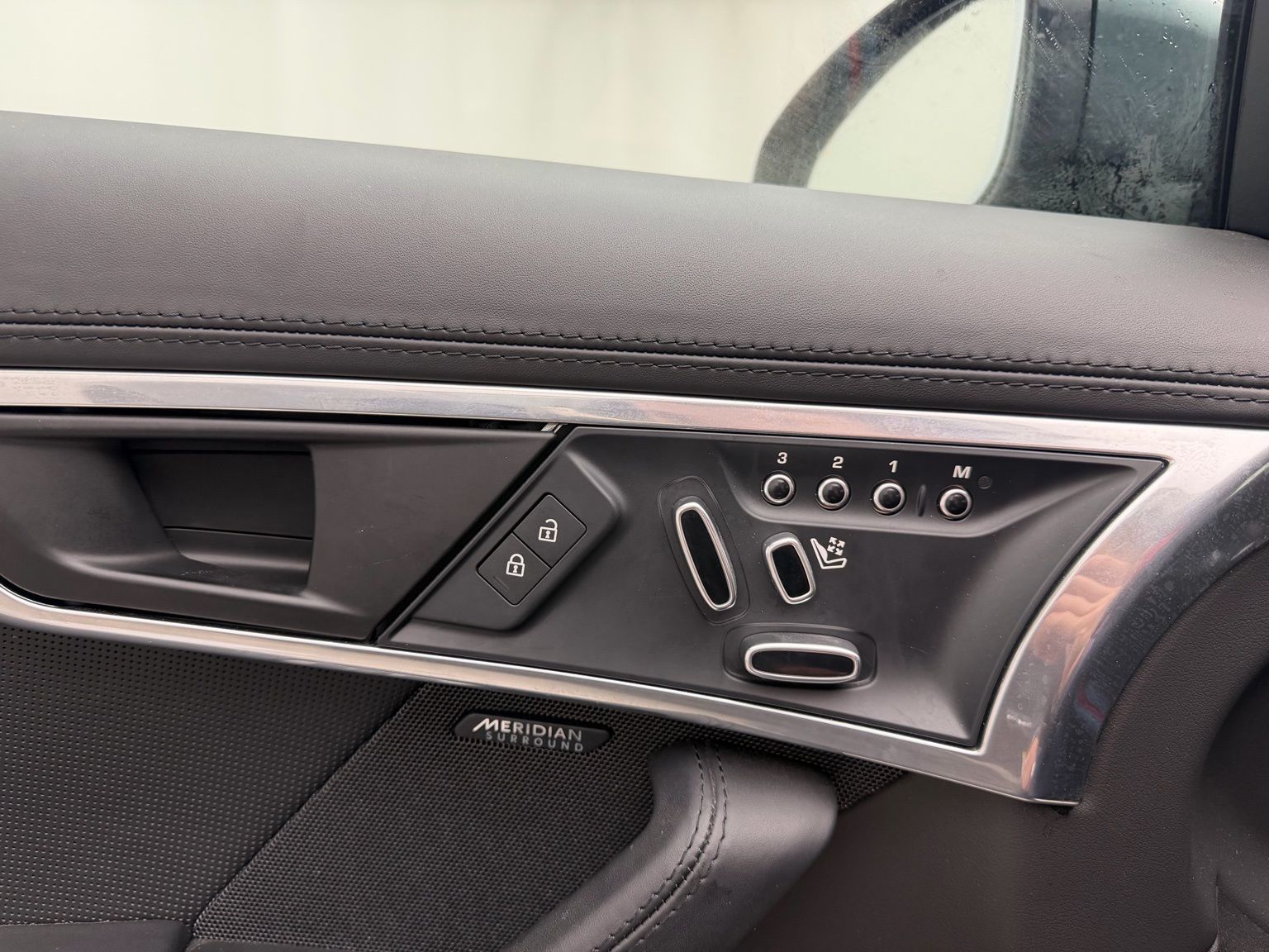 Thumbnail: 2021 Jaguar F-Type - 30