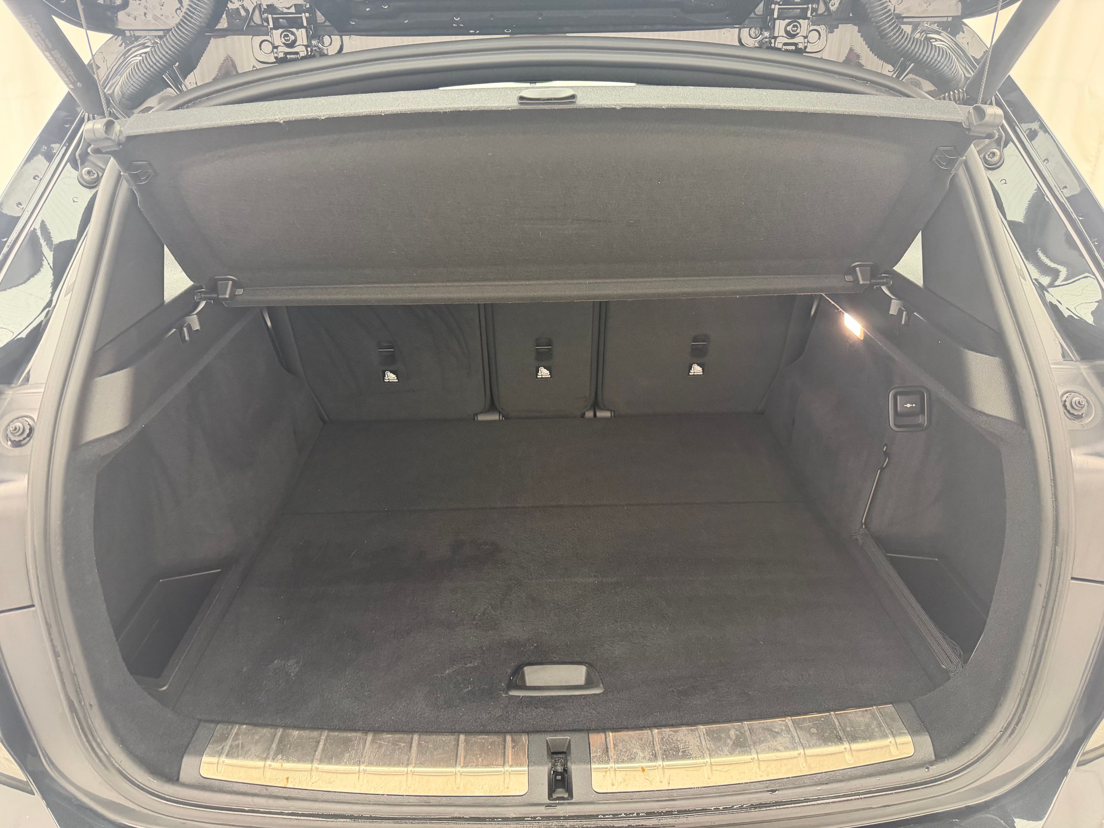 Thumbnail: 2021 BMW X1 - 19