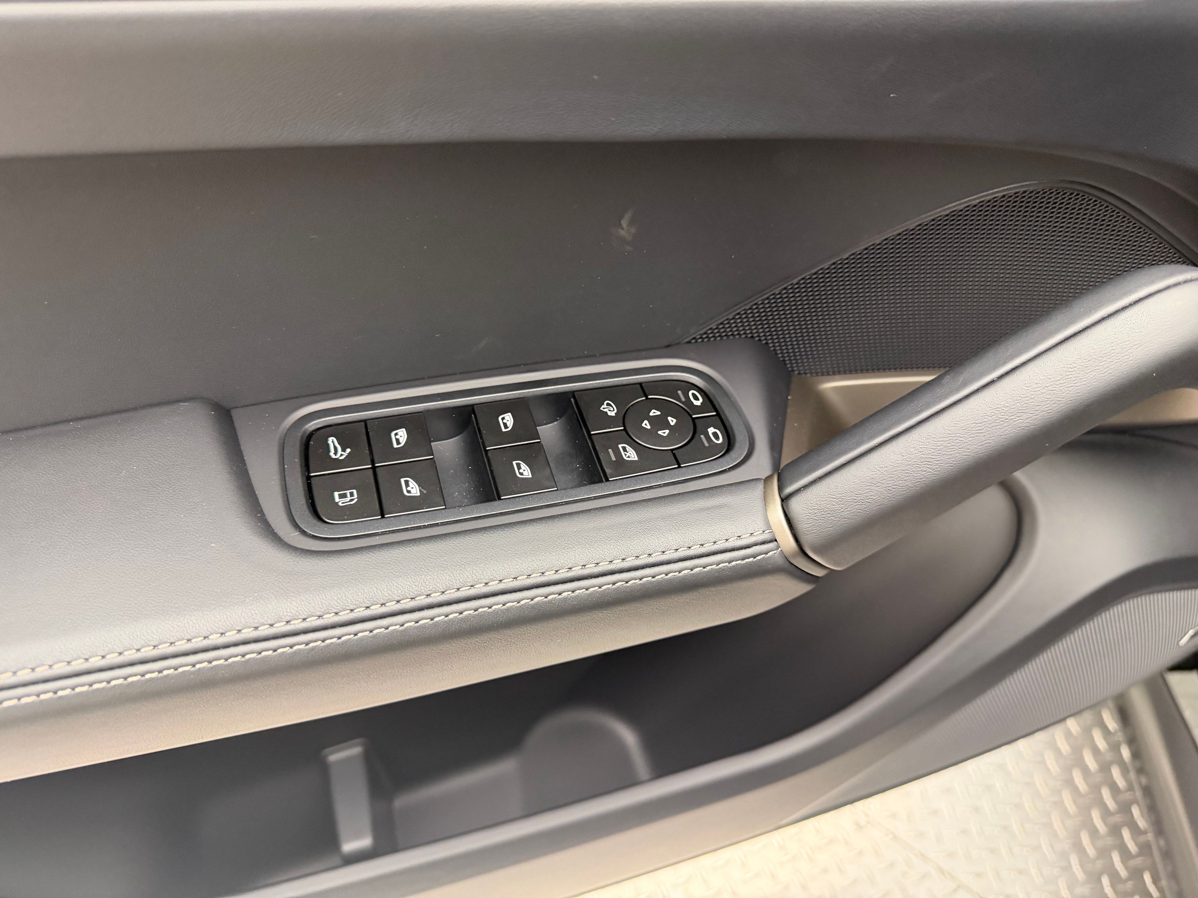 Thumbnail: 2026 Porsche  - 32