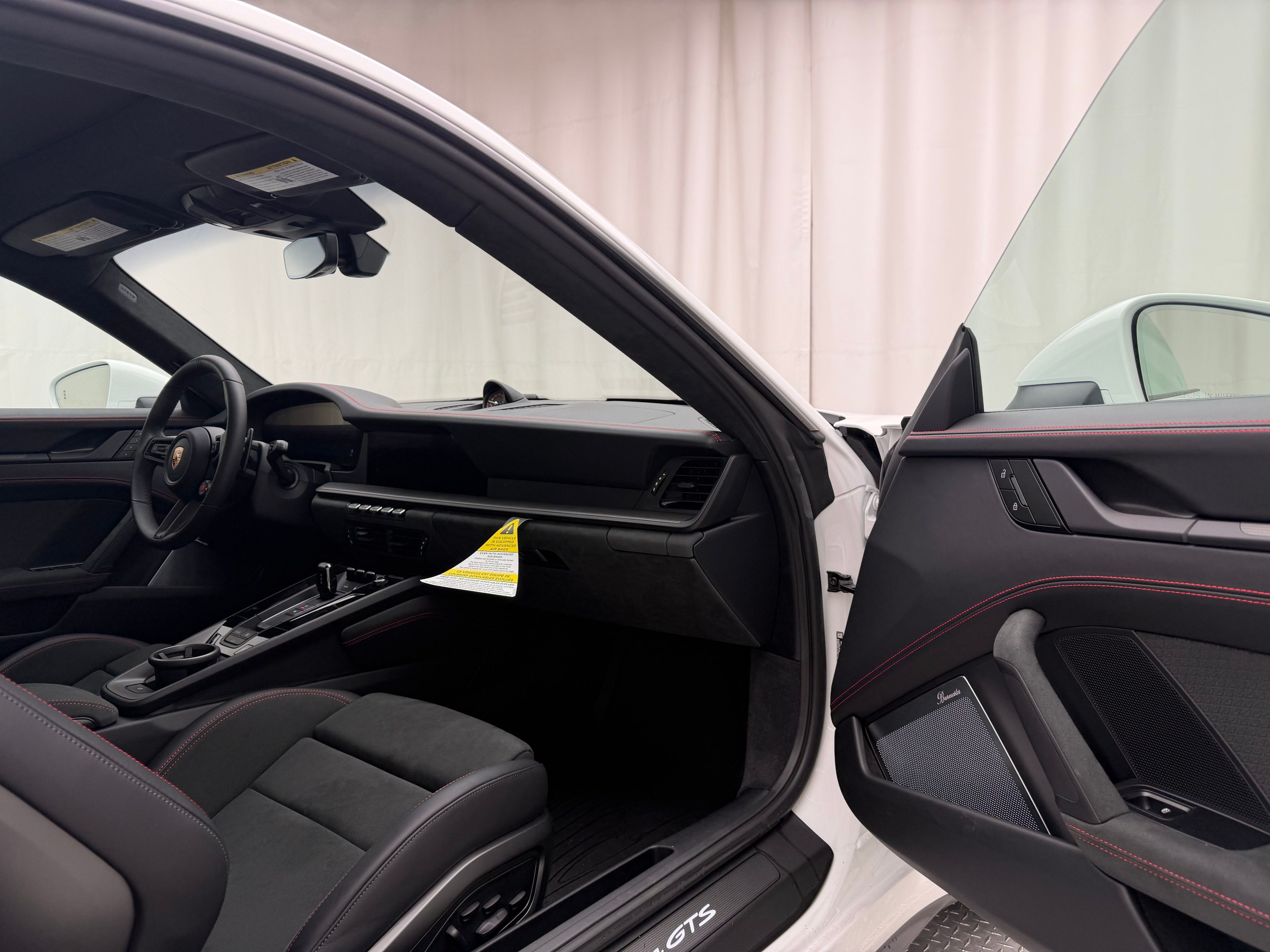 Thumbnail: 2026 Porsche 911 - 20