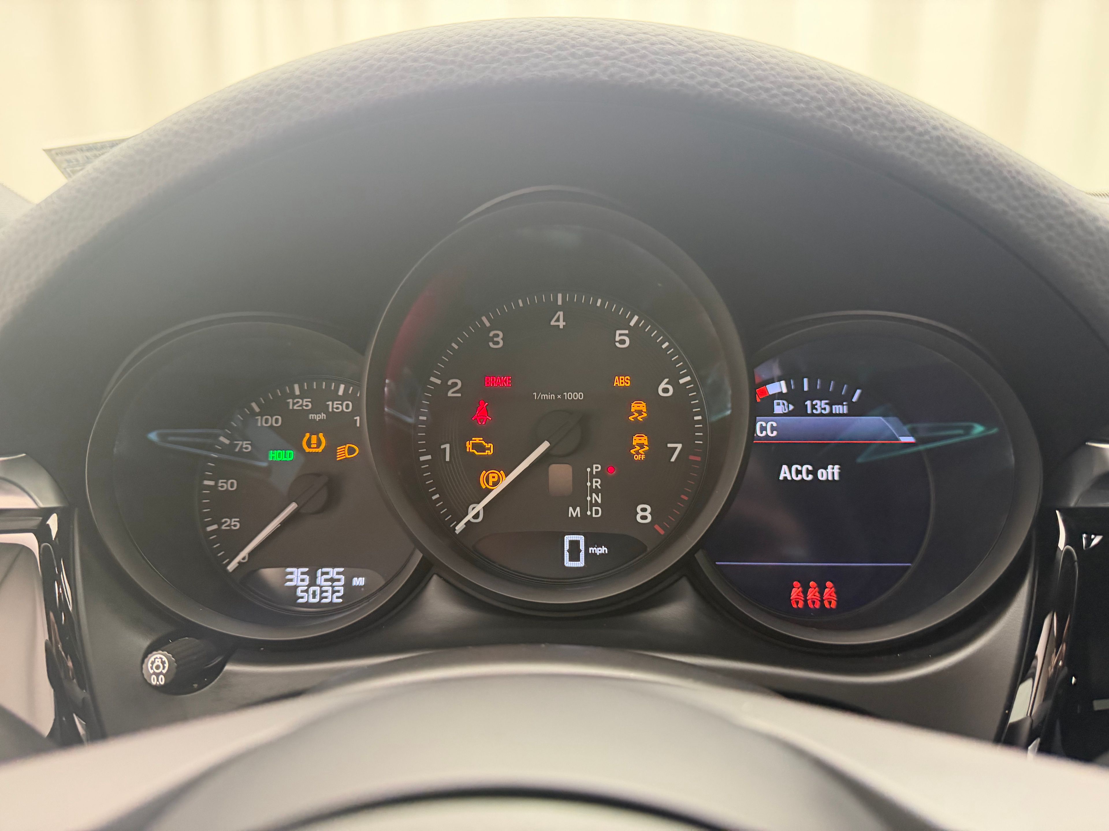 Thumbnail: 2023 Porsche Macan - 28