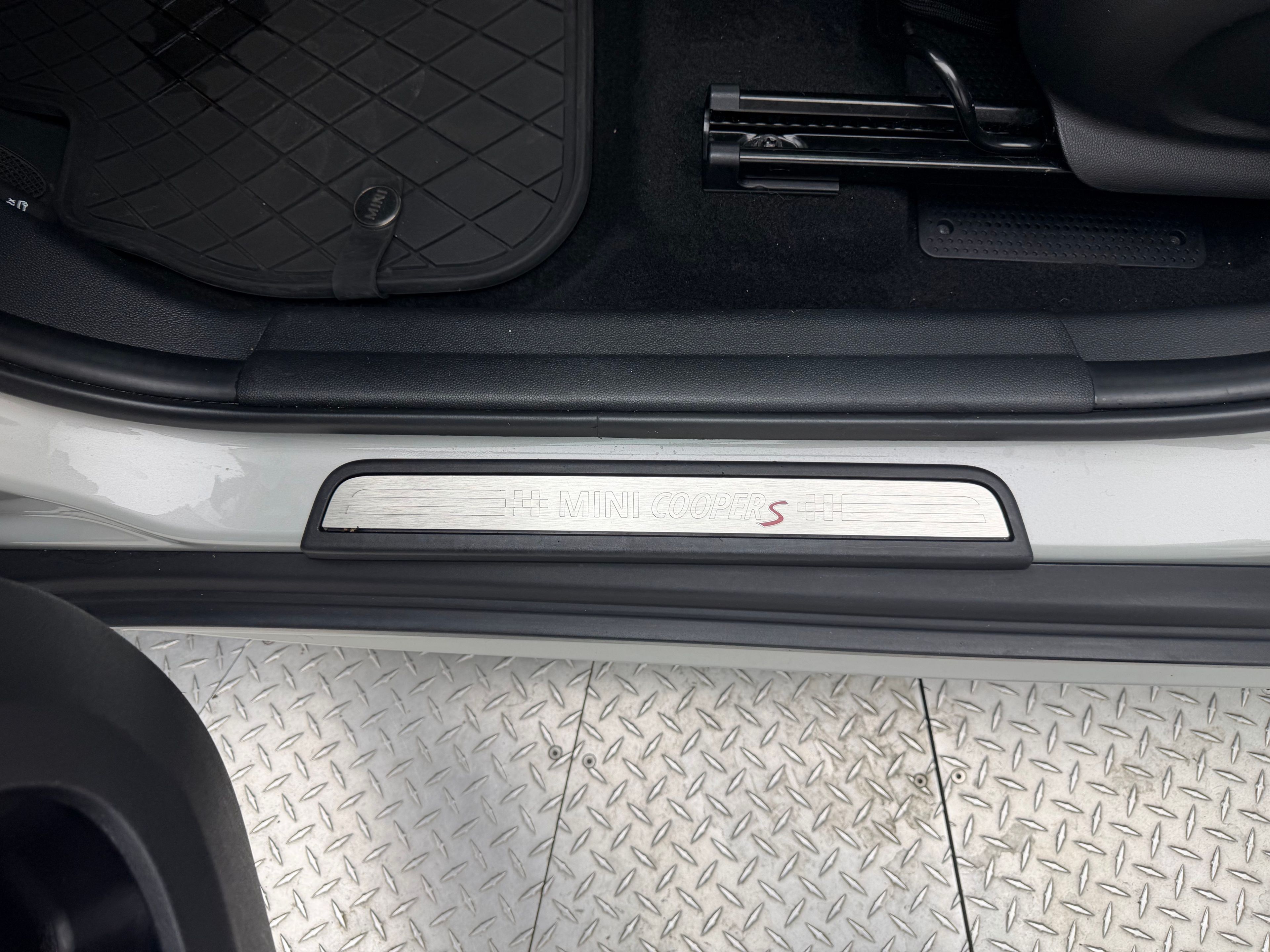 Thumbnail: 2022 MINI Cooper Countryman - 29