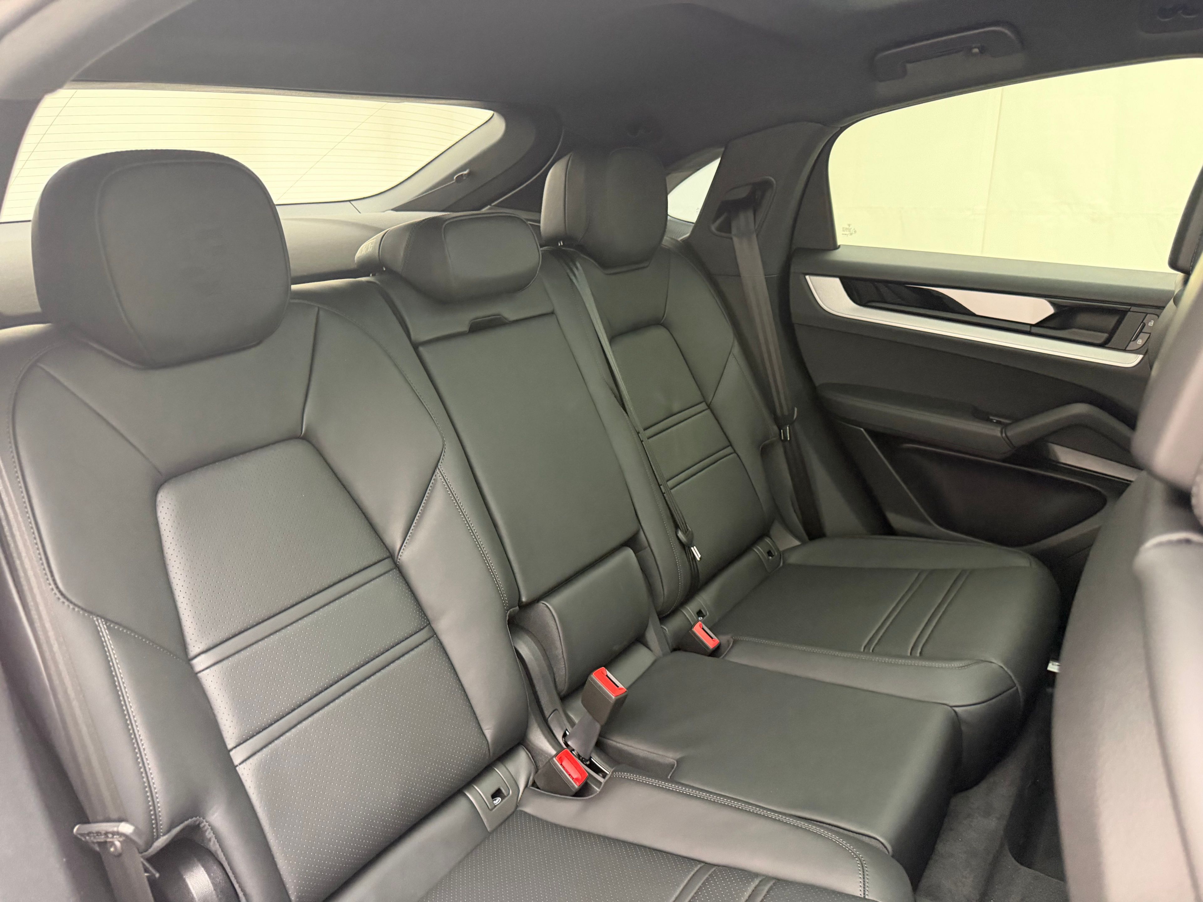 Thumbnail: 2026 Porsche  - 17