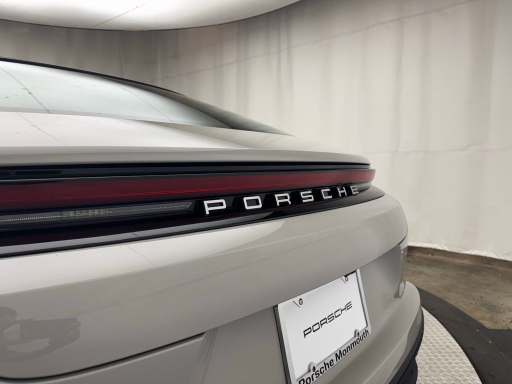 Thumbnail: 2025 Porsche Panamera - 8