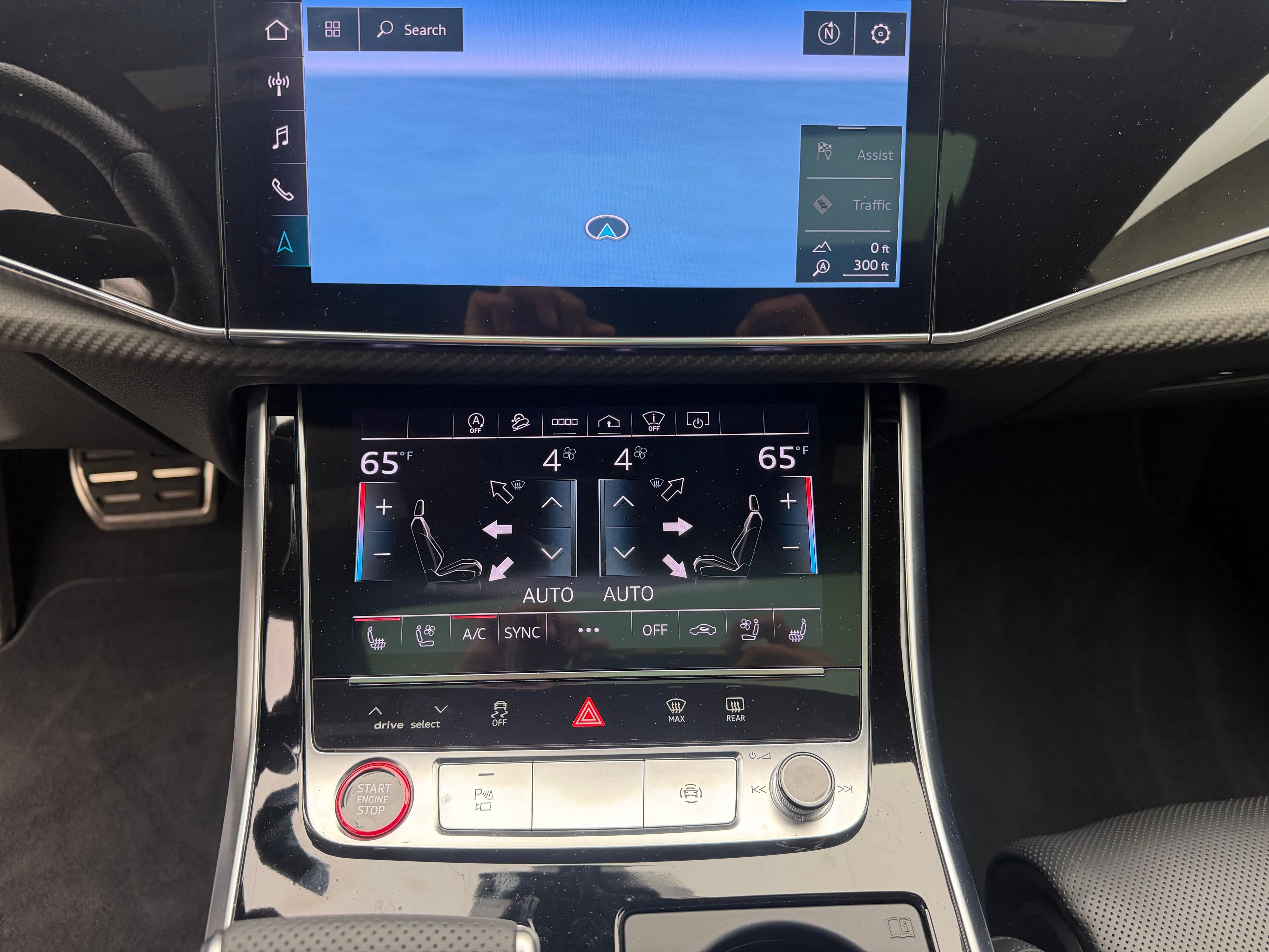 Thumbnail: 2022 Audi RS Q8 - 28