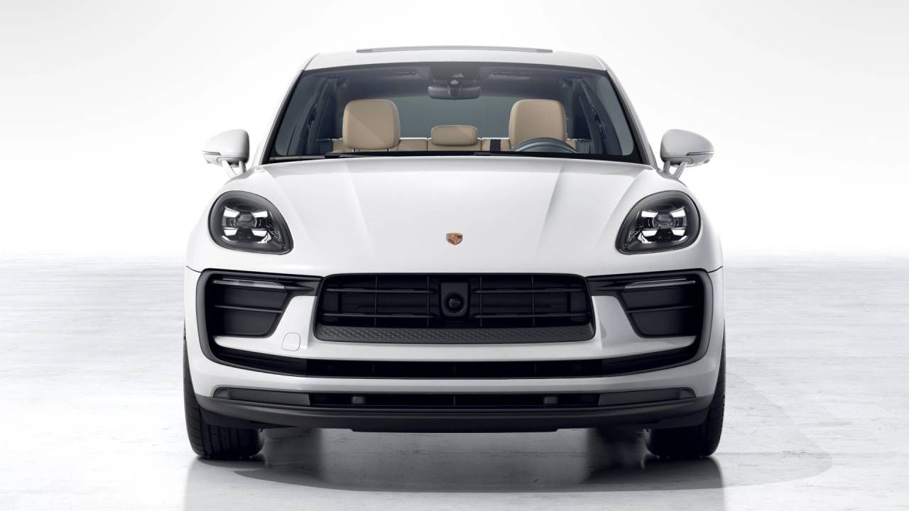 Thumbnail: 2026 Porsche Macan - 10