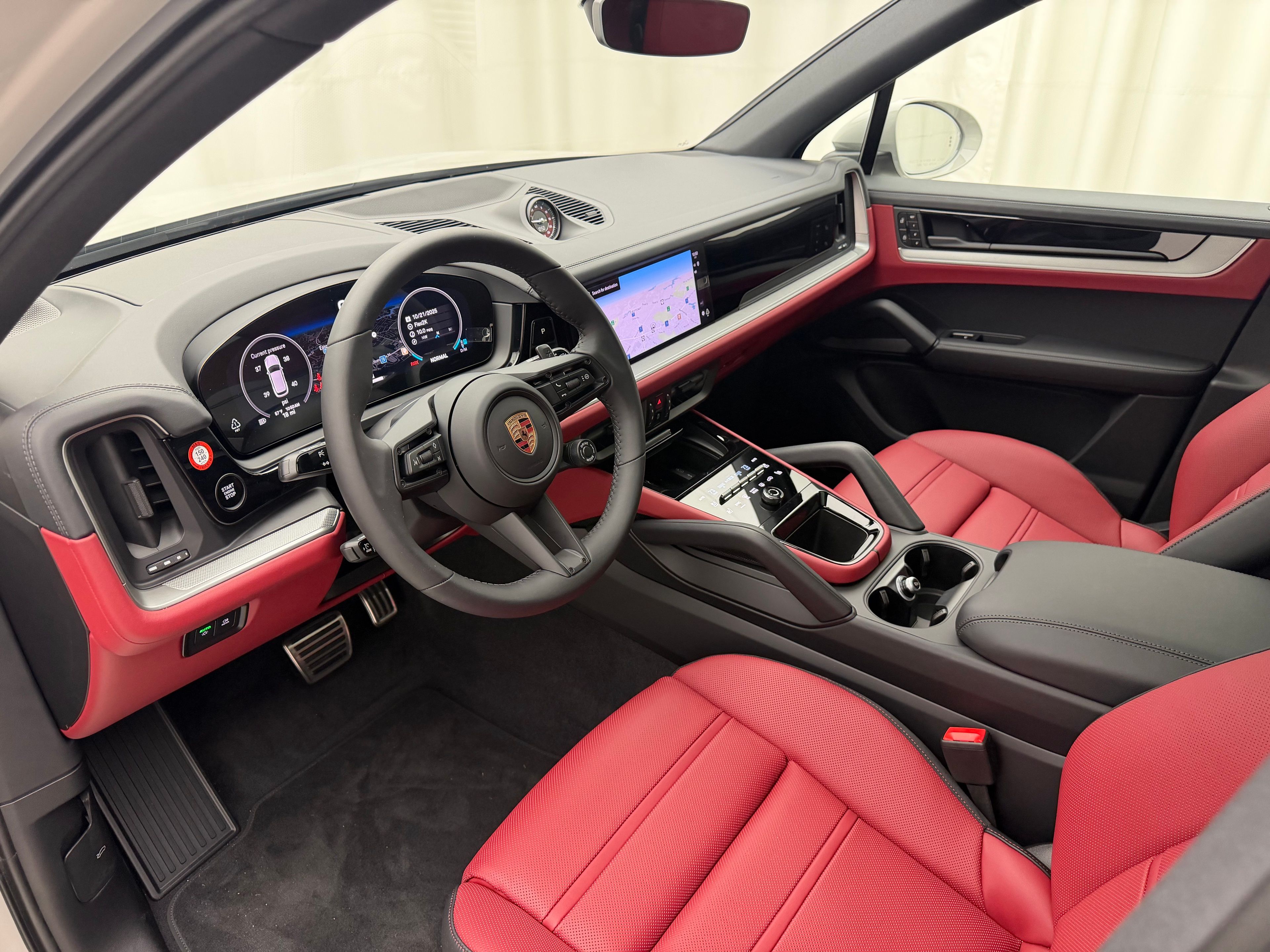 Thumbnail: 2026 Porsche Cayenne - 4