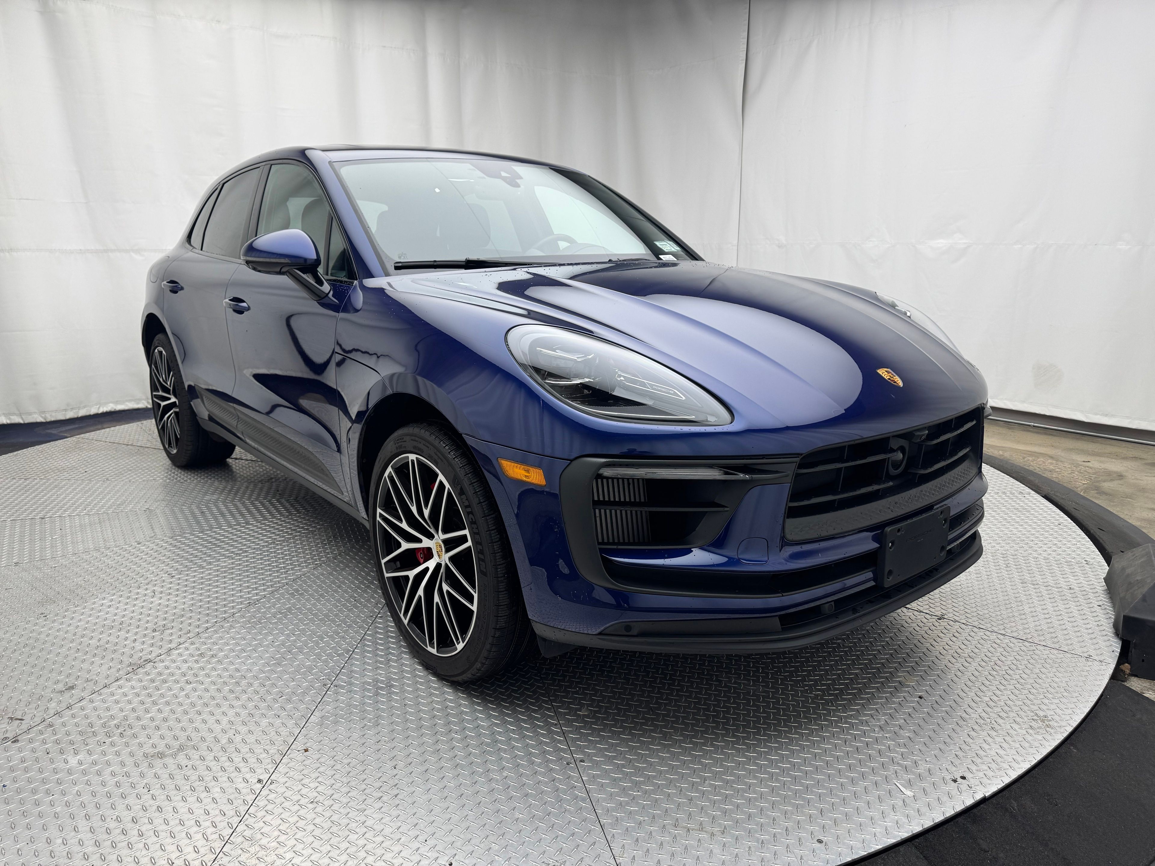 Thumbnail: 2024 Porsche Macan - 15