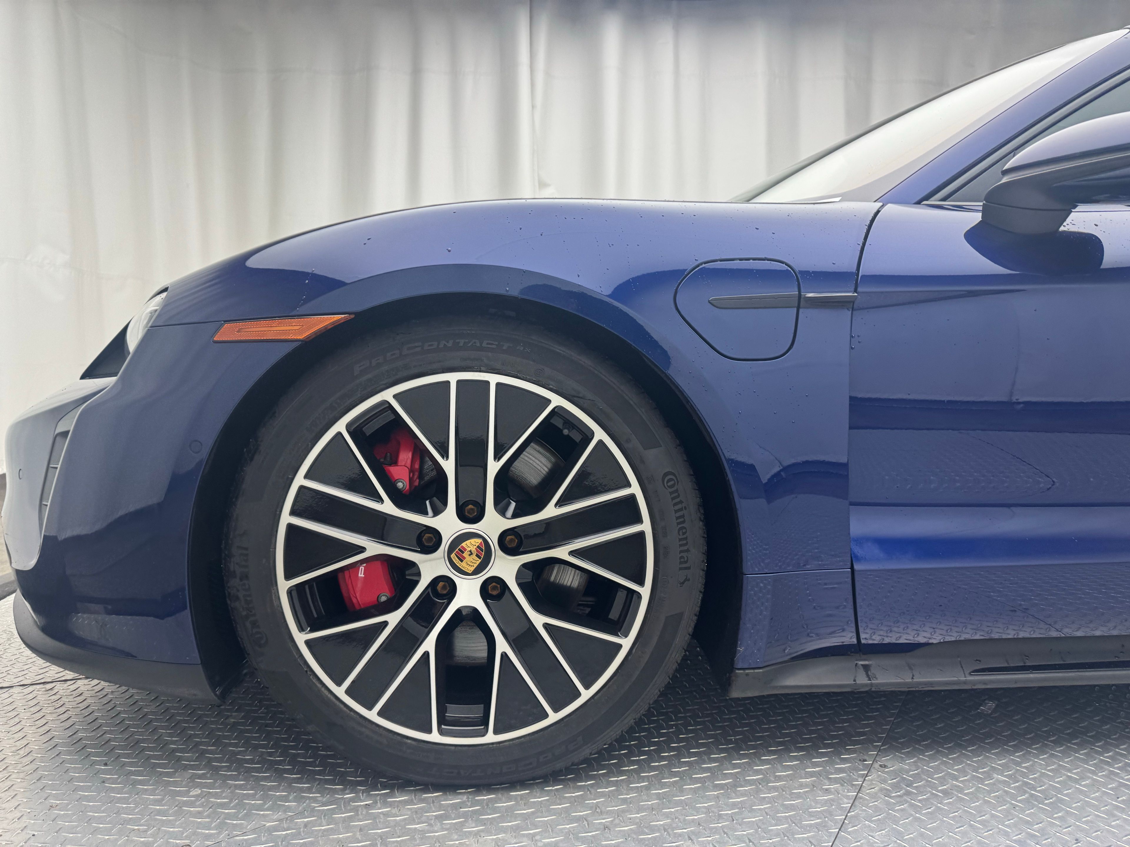 Thumbnail: 2023 Porsche Taycan - 8