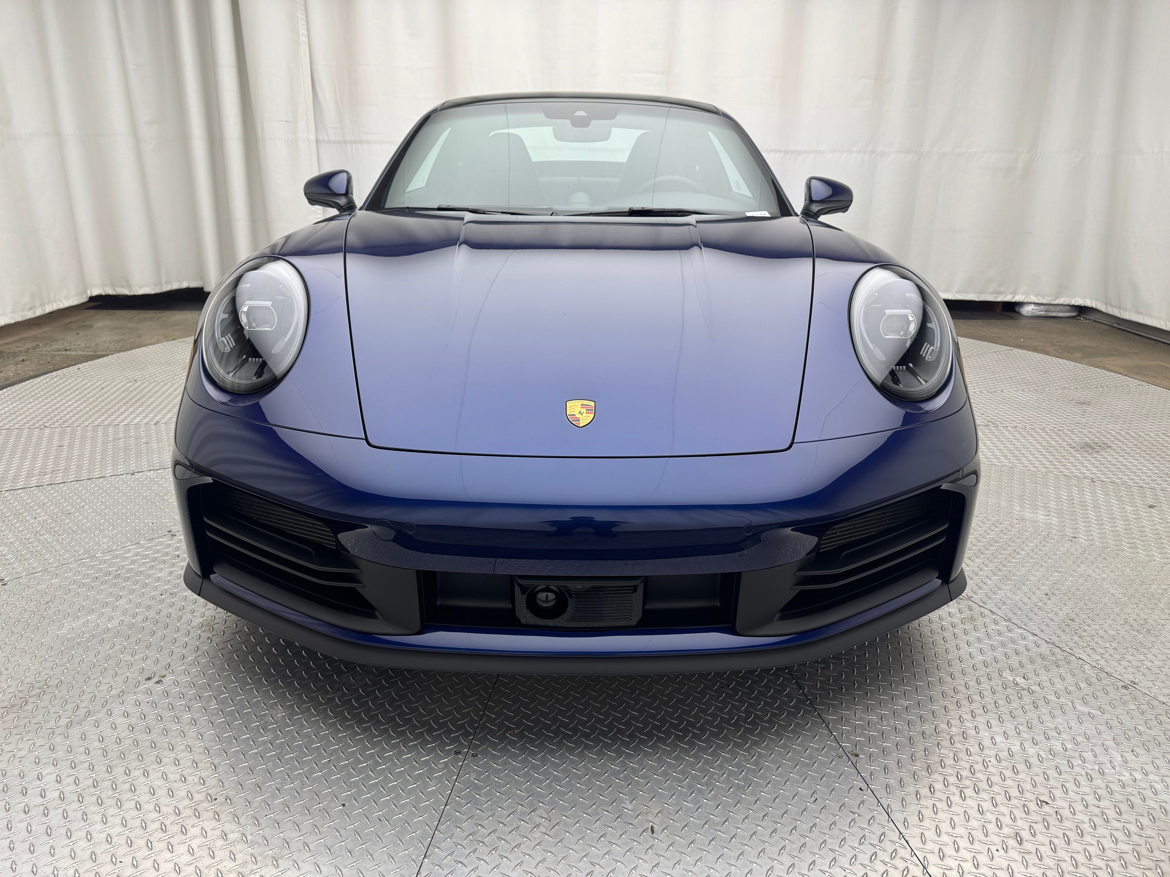 Thumbnail: 2026 Porsche 911 - 21