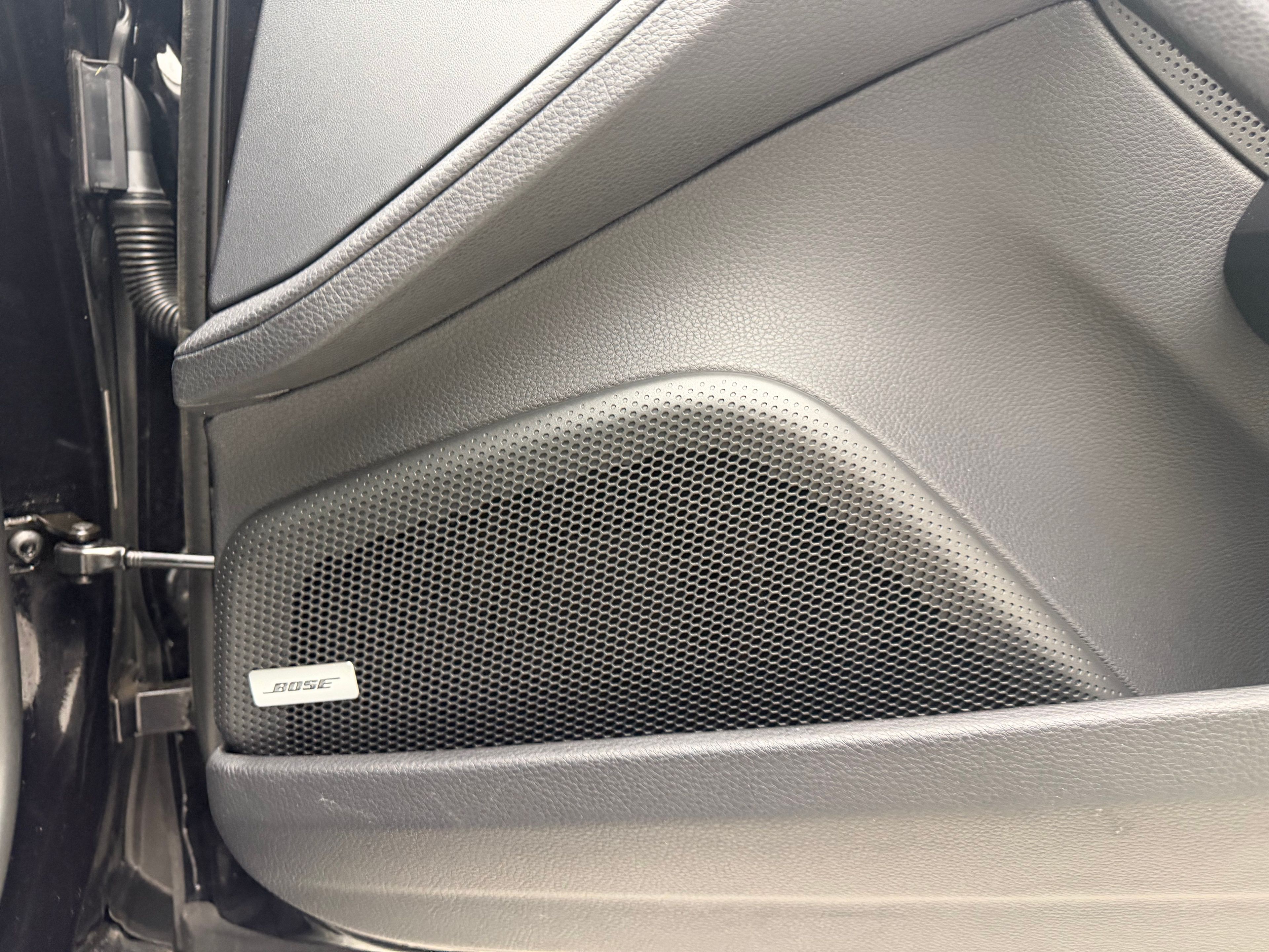 Thumbnail: 2024 Porsche Panamera - 15