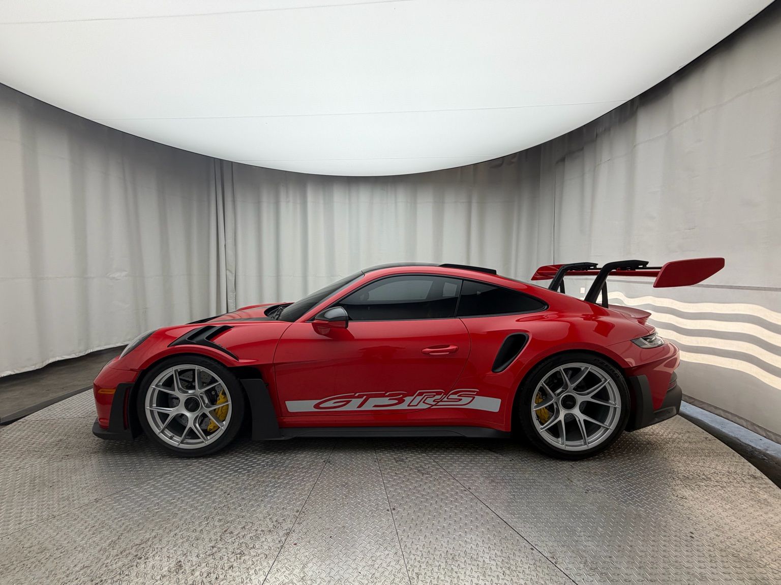 Thumbnail: 2024 Porsche 911 - 2