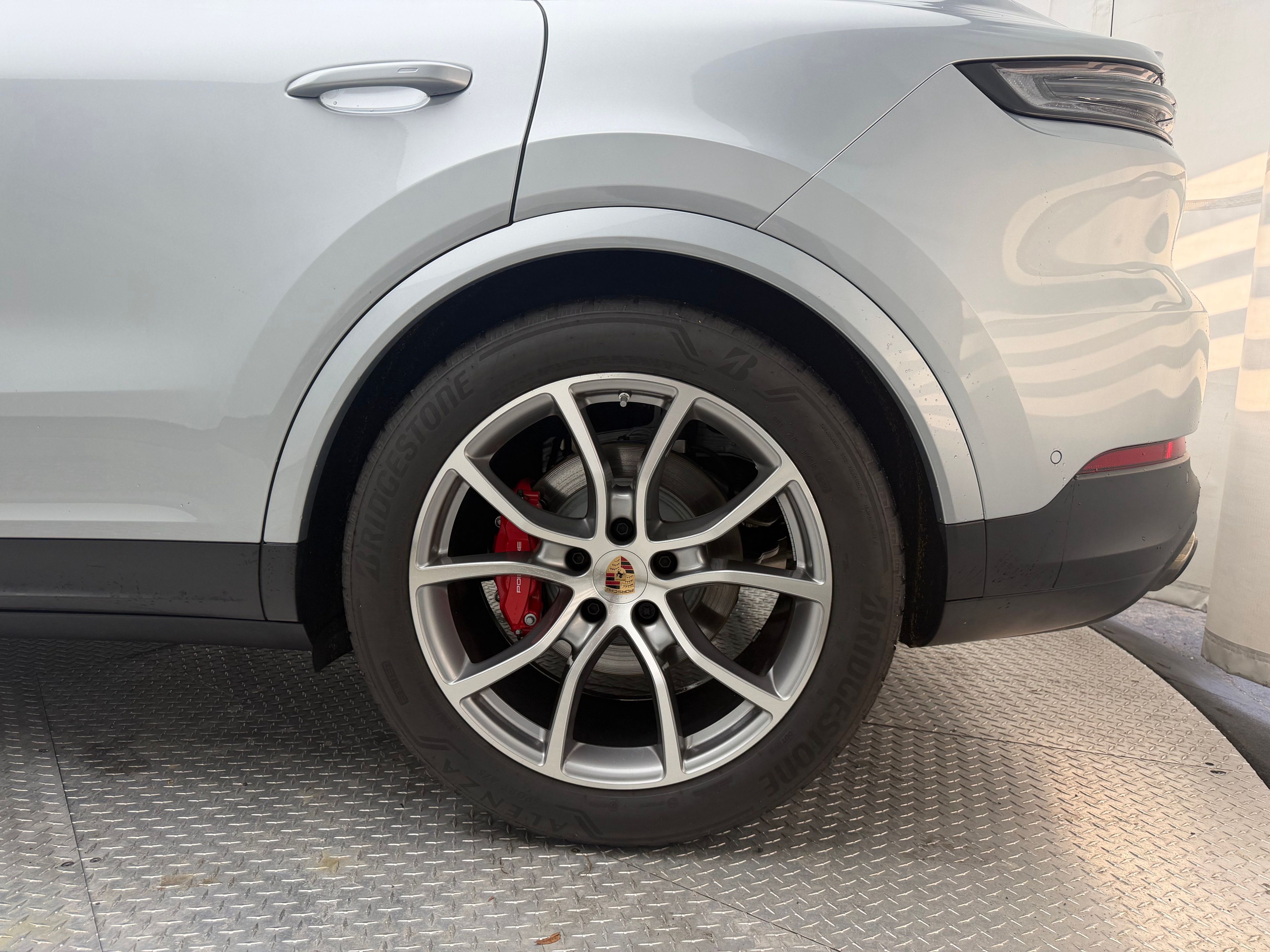 Thumbnail: 2025 Porsche  - 8