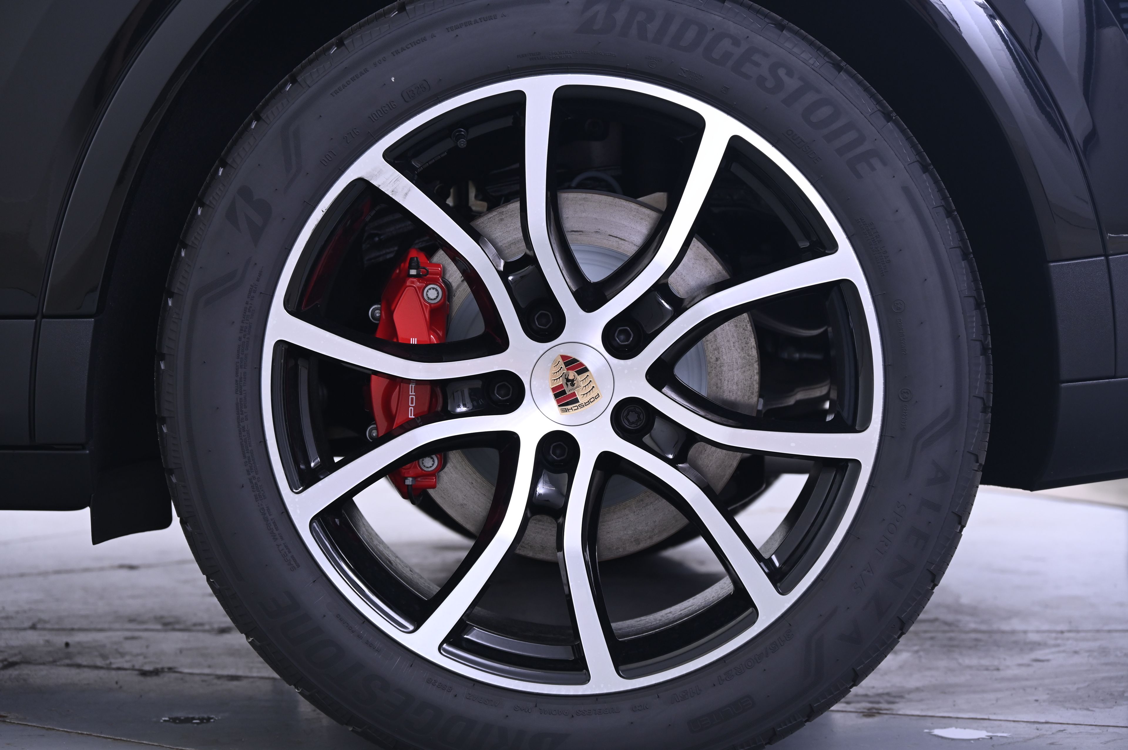 Thumbnail: 2025 Porsche Cayenne - 12