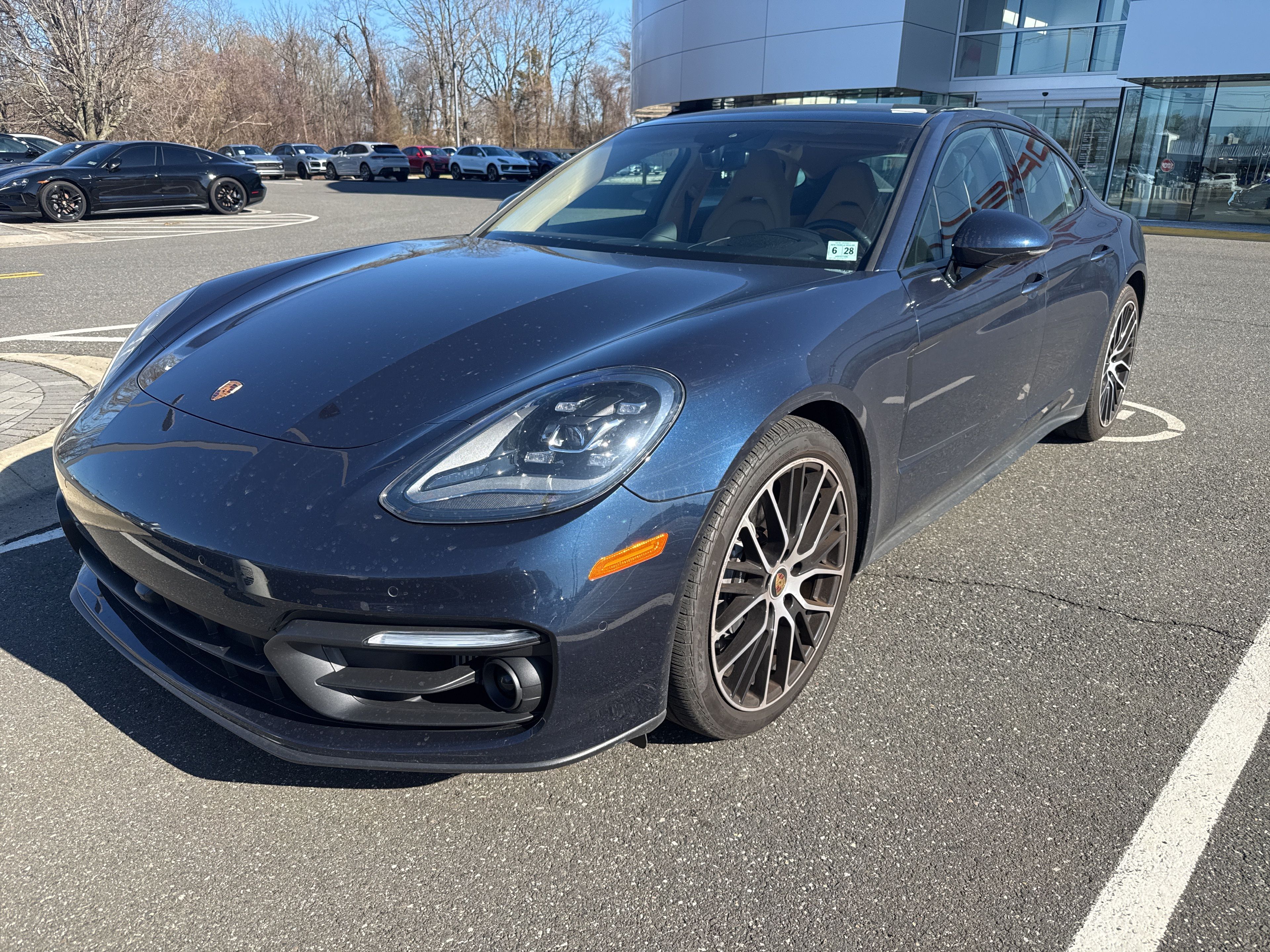 Thumbnail: 2023 Porsche Panamera - 1
