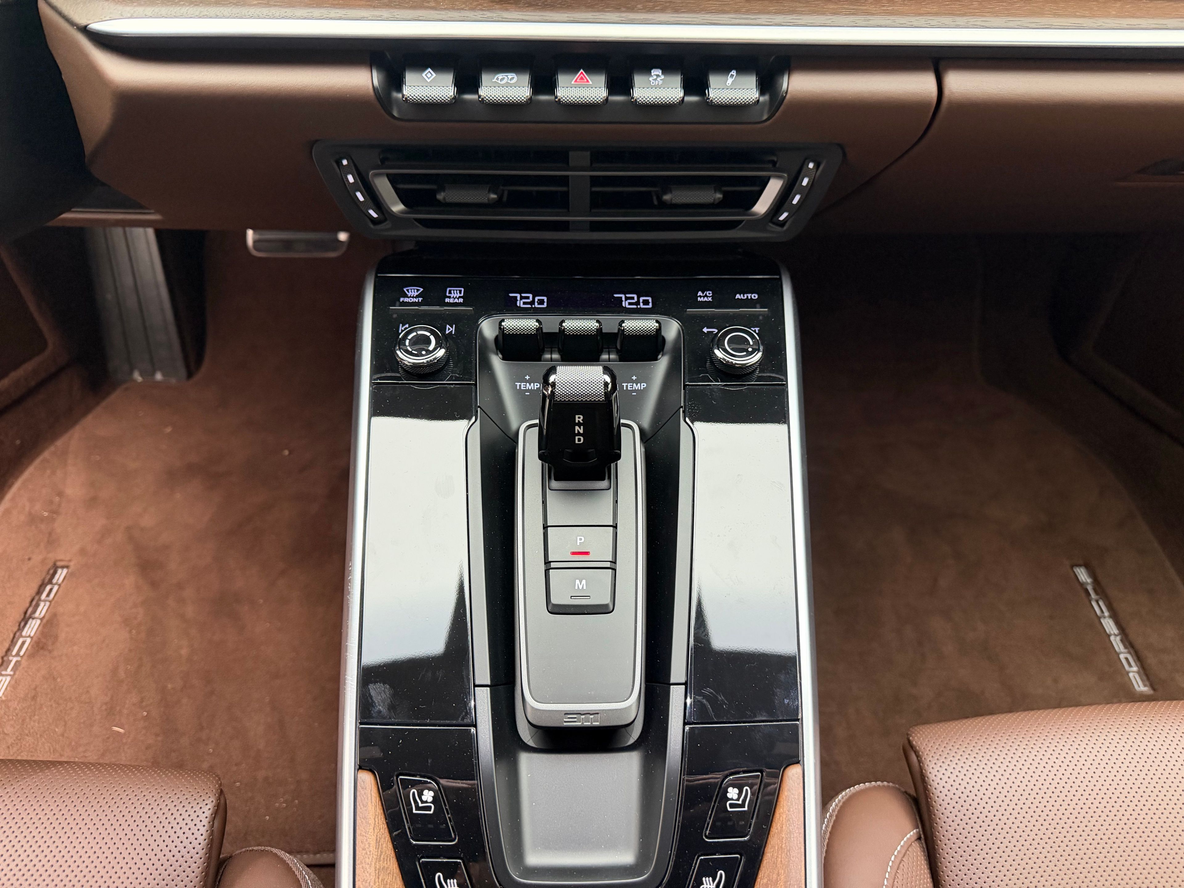 Thumbnail: 2024 Porsche 911 - 29