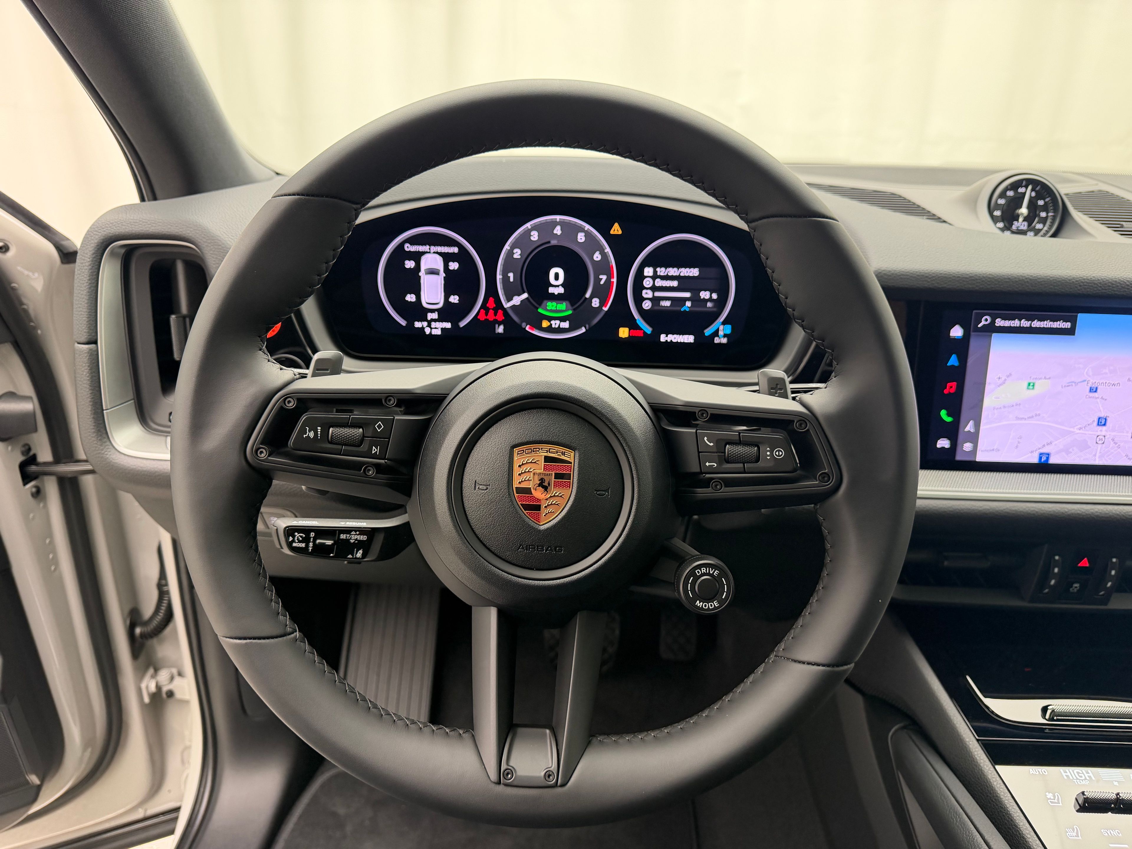 Thumbnail: 2026 Porsche Cayenne - 6