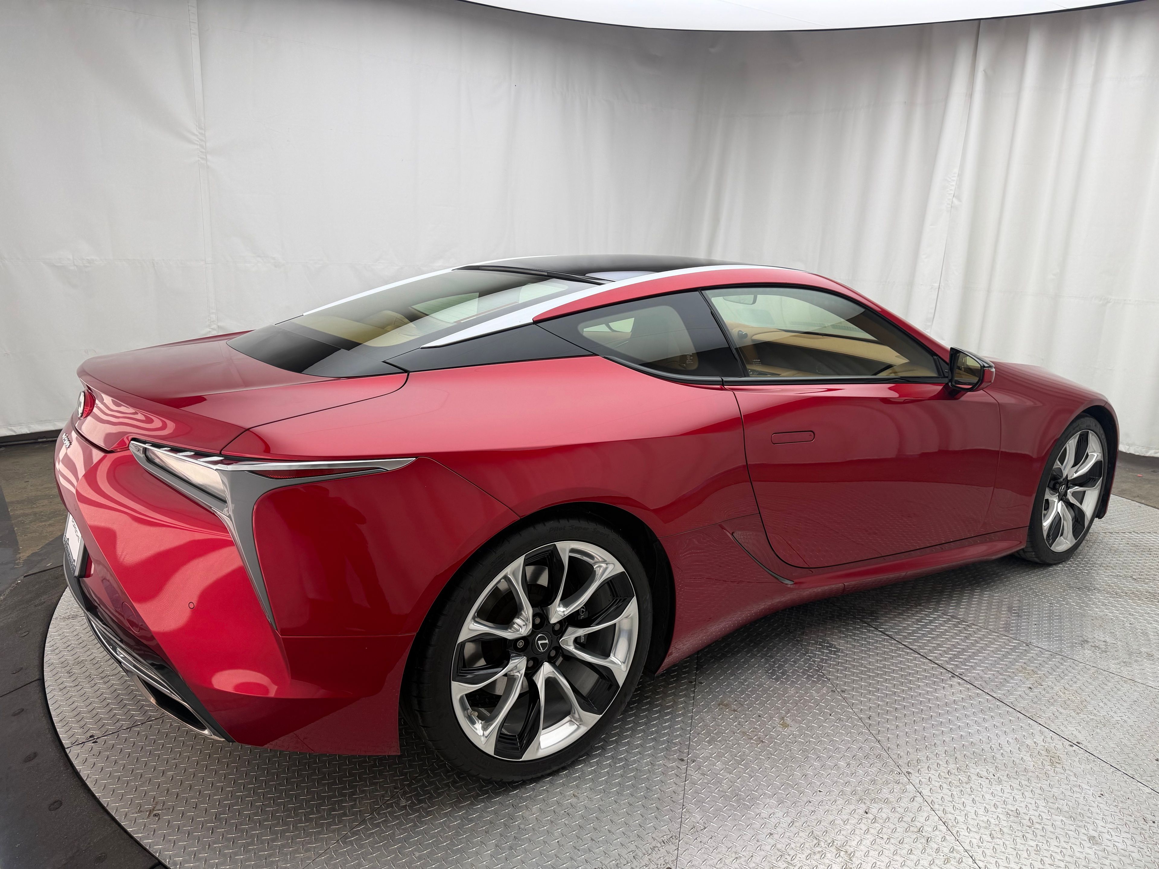 Thumbnail: 2018 Lexus LC - 13