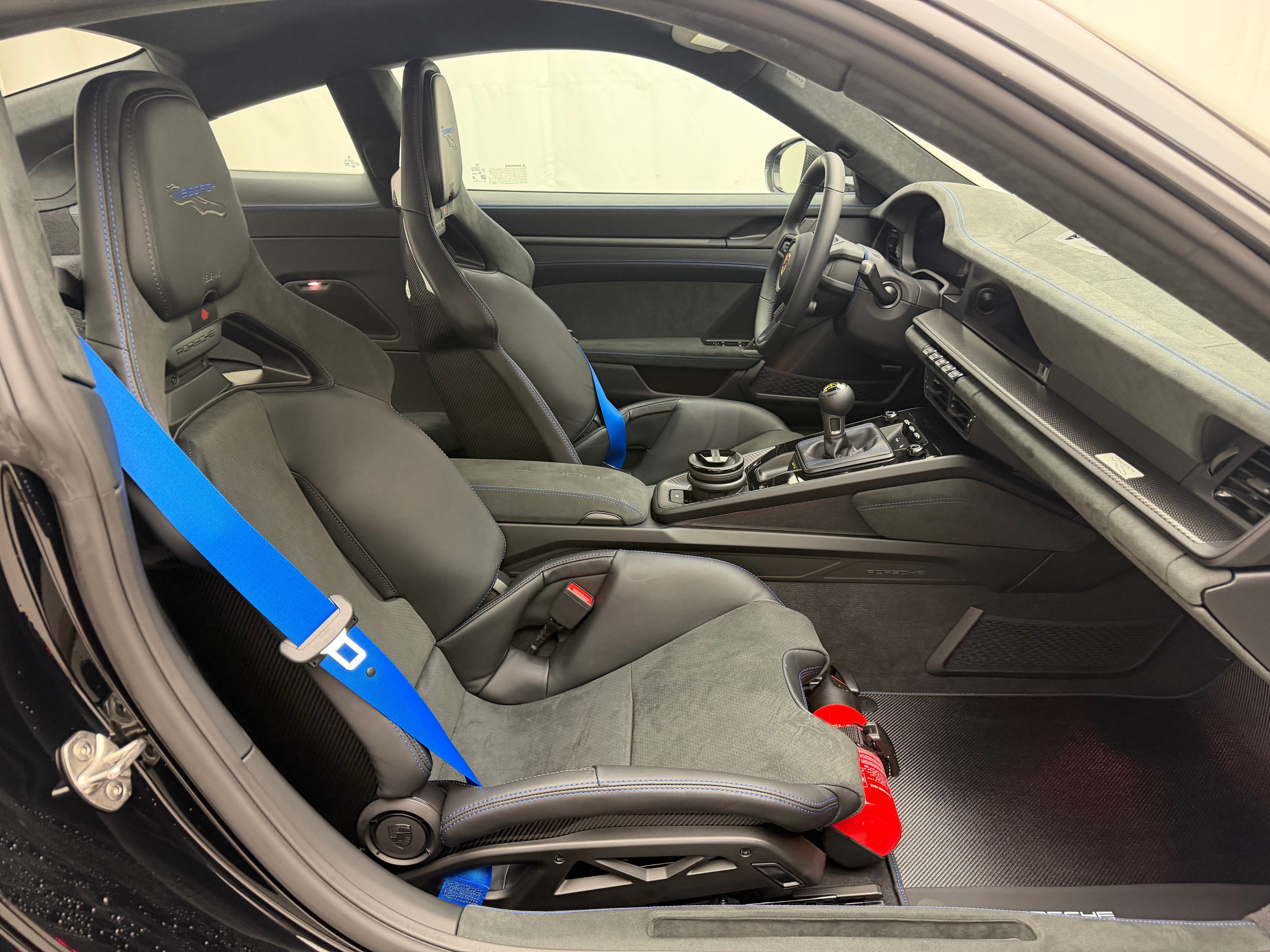 Thumbnail: 2026 Porsche 911 - 25