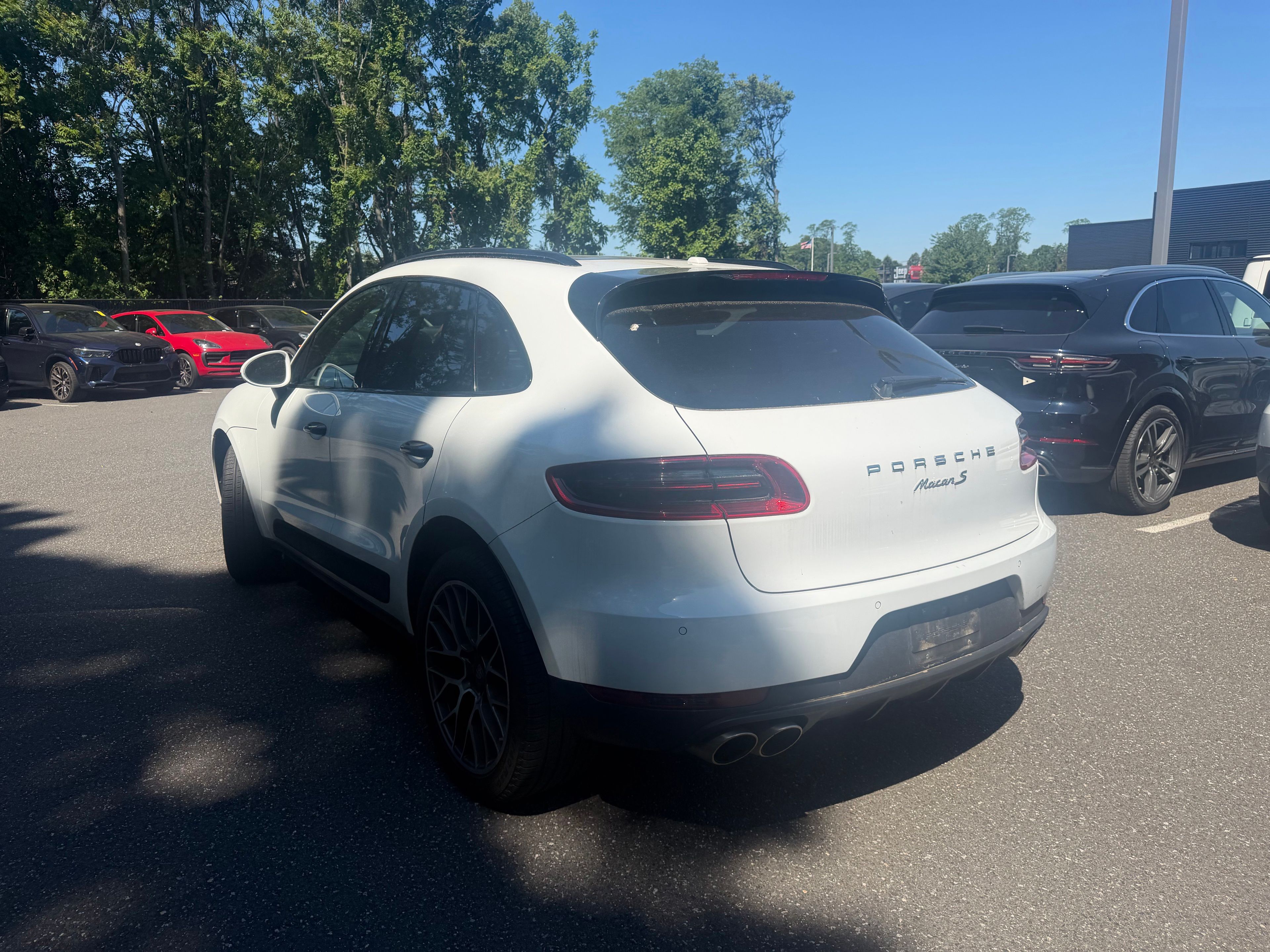 Thumbnail: 2018 Porsche Macan - 4