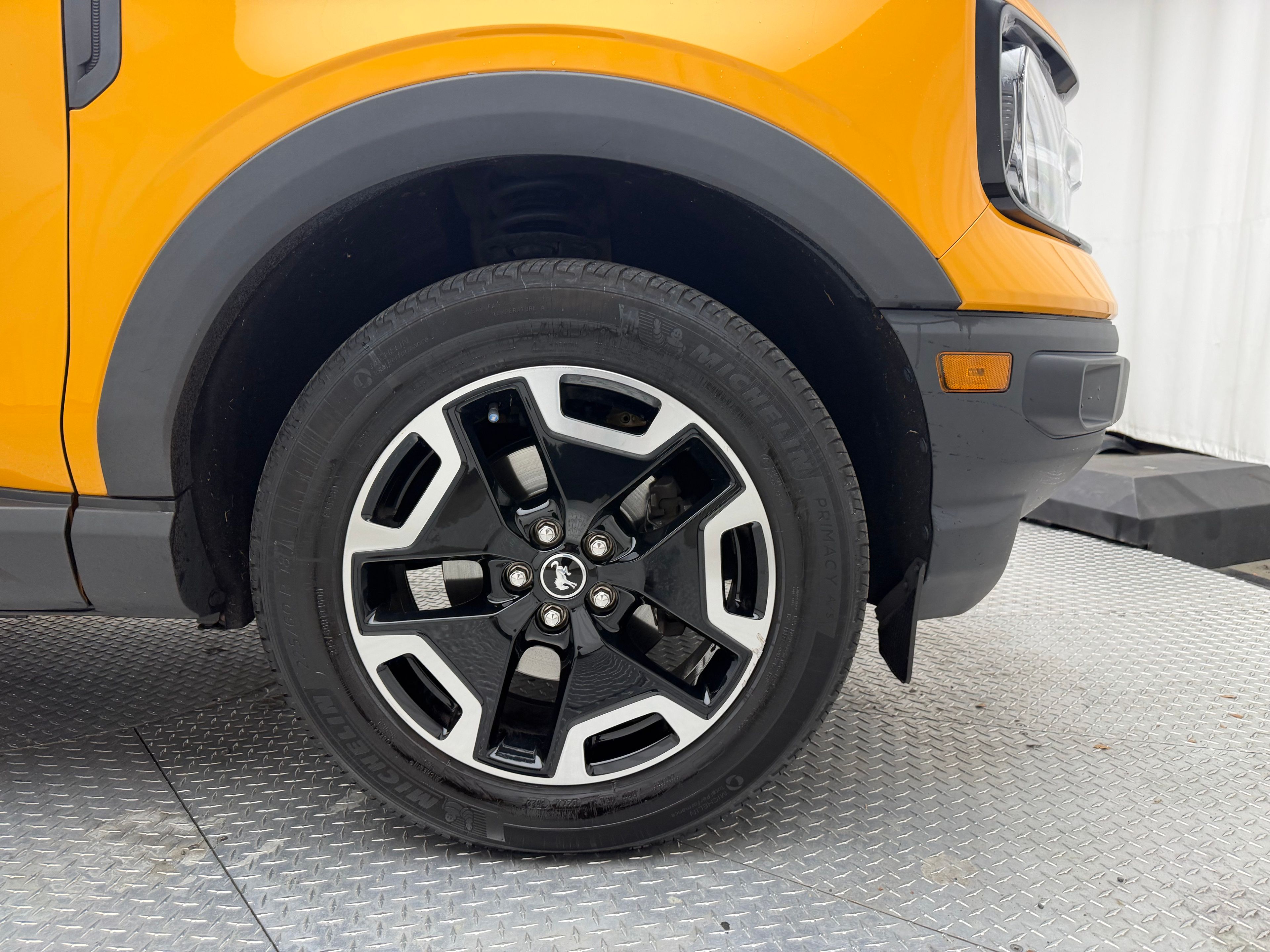 Thumbnail: 2022 Ford Bronco Sport - 11