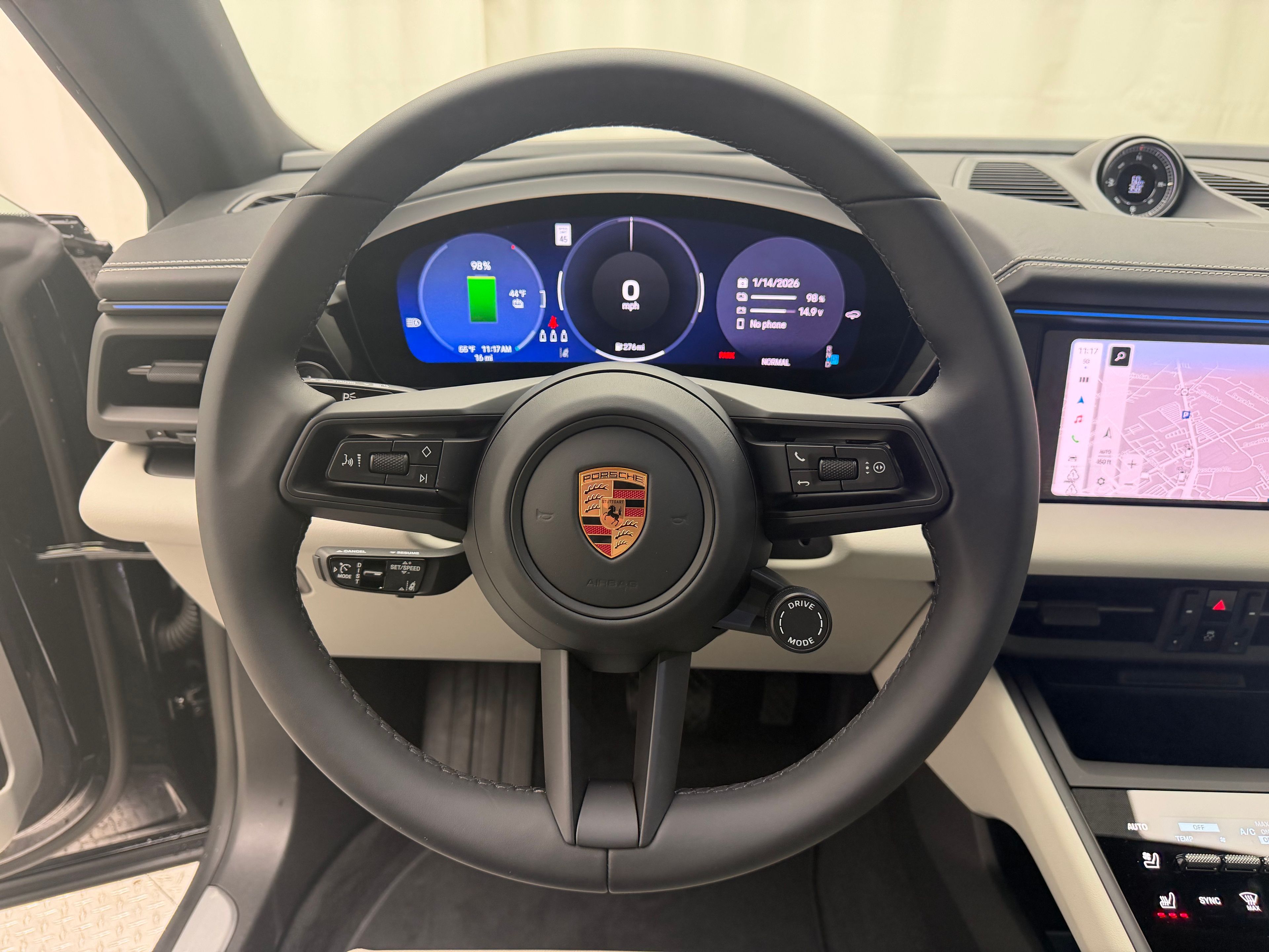 Thumbnail: 2025 Porsche Macan - 6