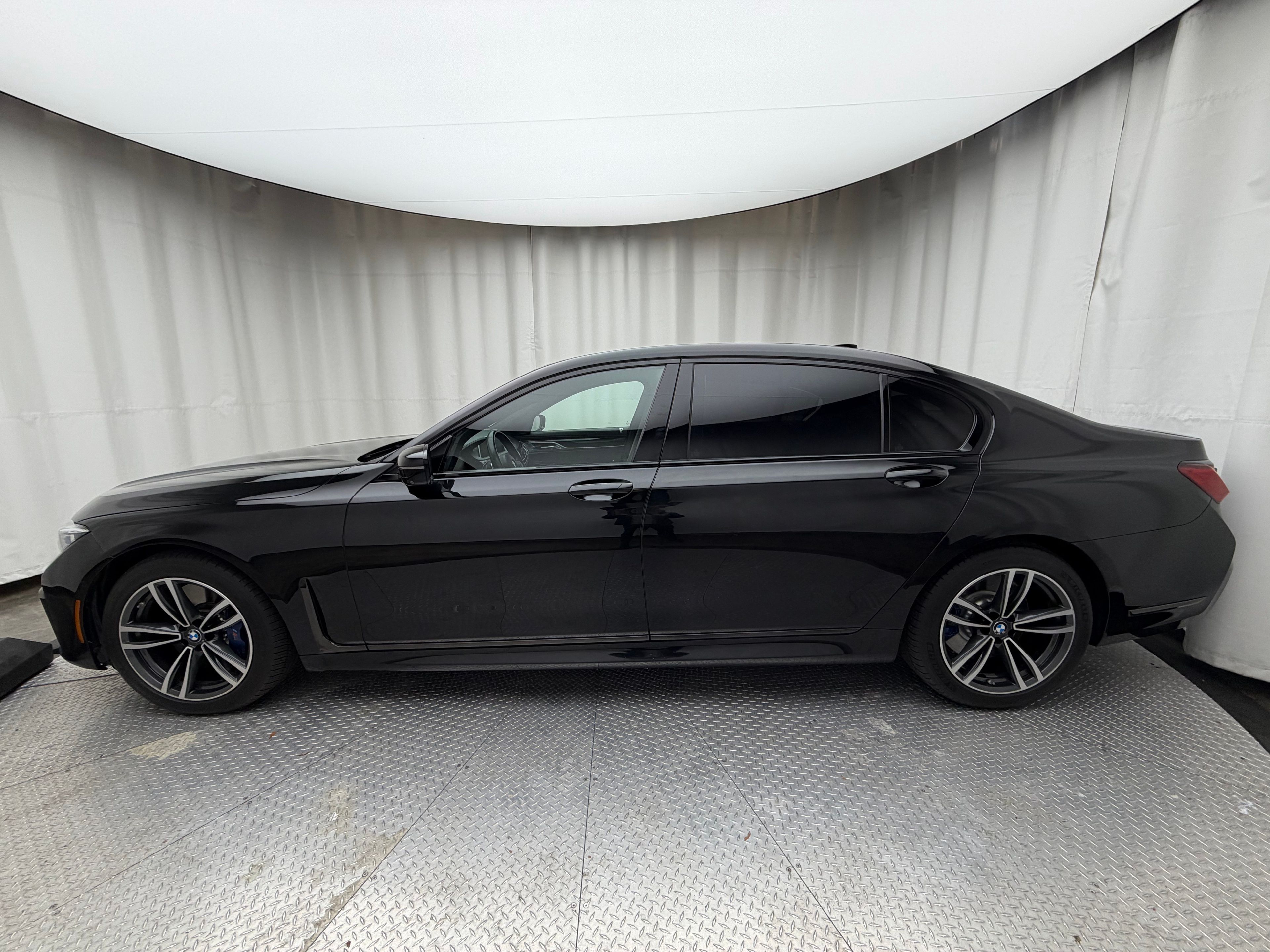 Thumbnail: 2020 BMW 7 Series - 2