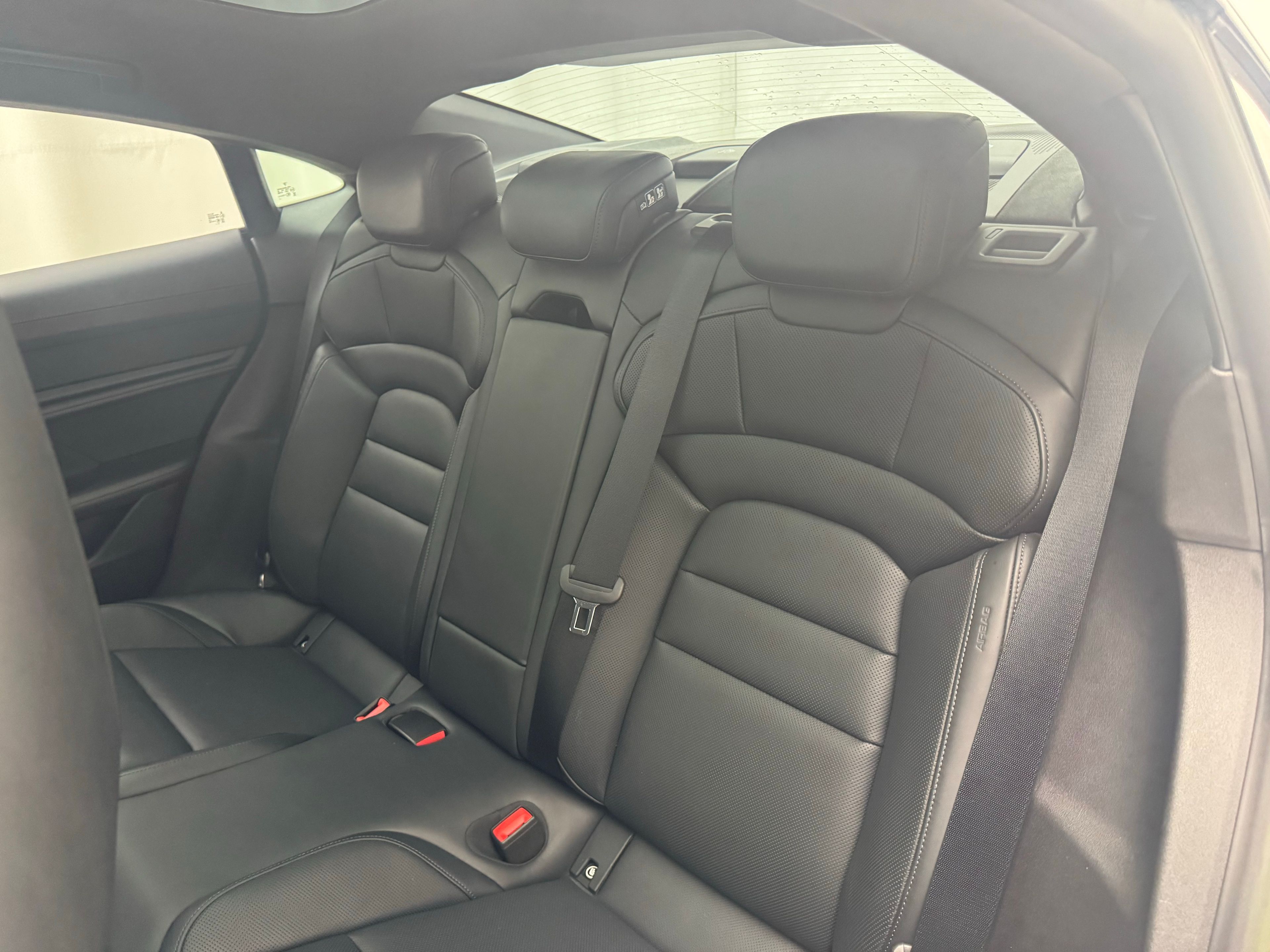 Thumbnail: 2023 Porsche Taycan - 28