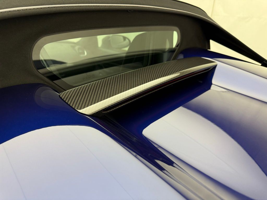 Thumbnail: 2025 Porsche  - 32