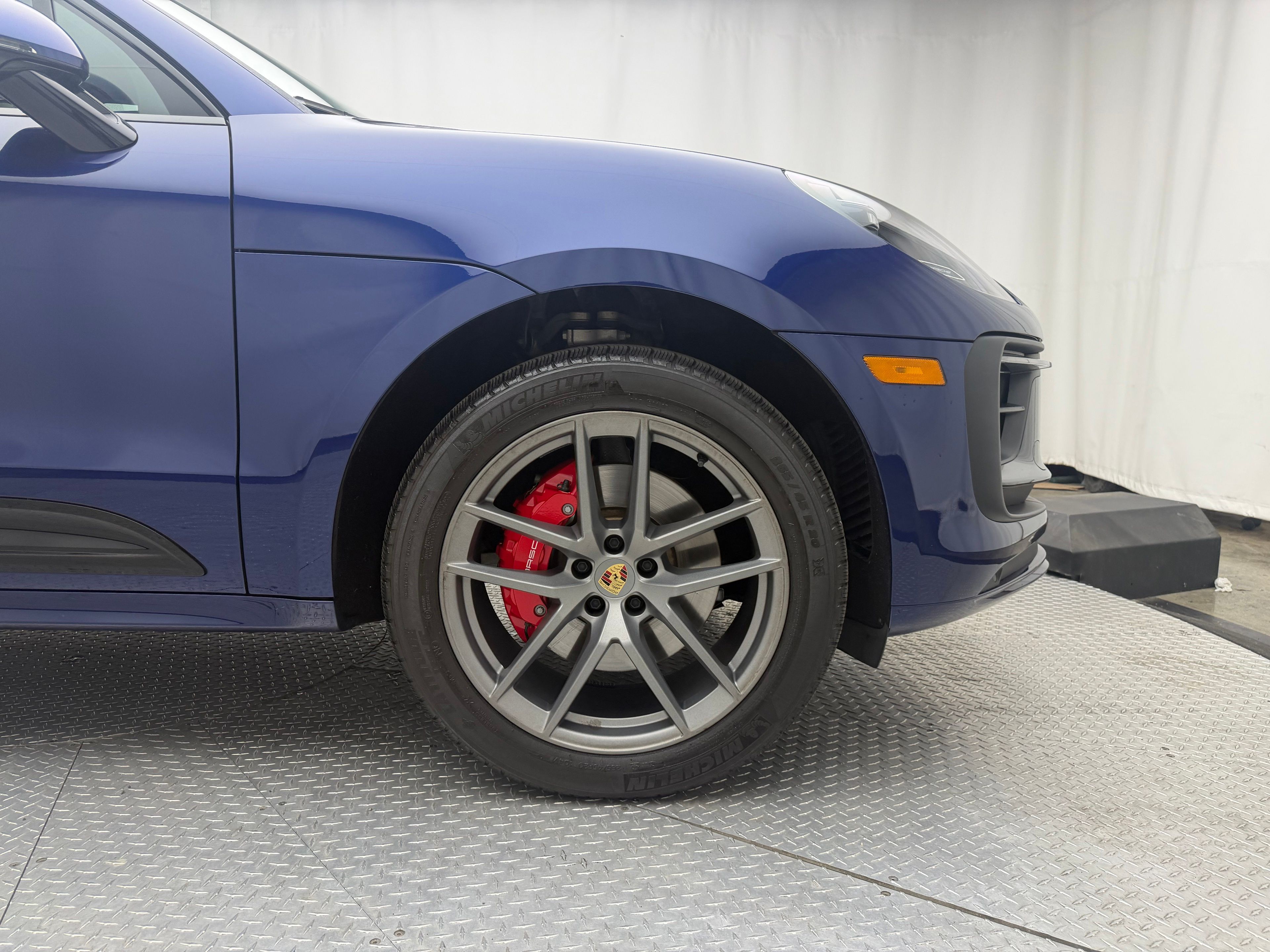 Thumbnail: 2023 Porsche Macan - 14