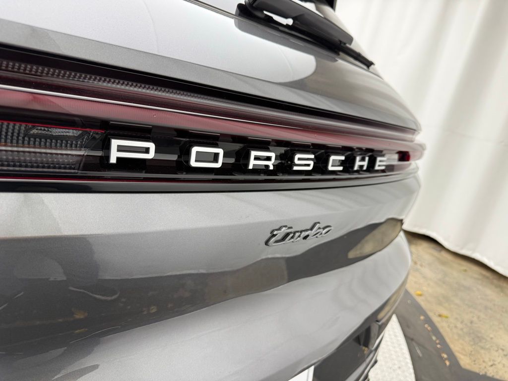 Thumbnail: 2025 Porsche Cayenne - 17