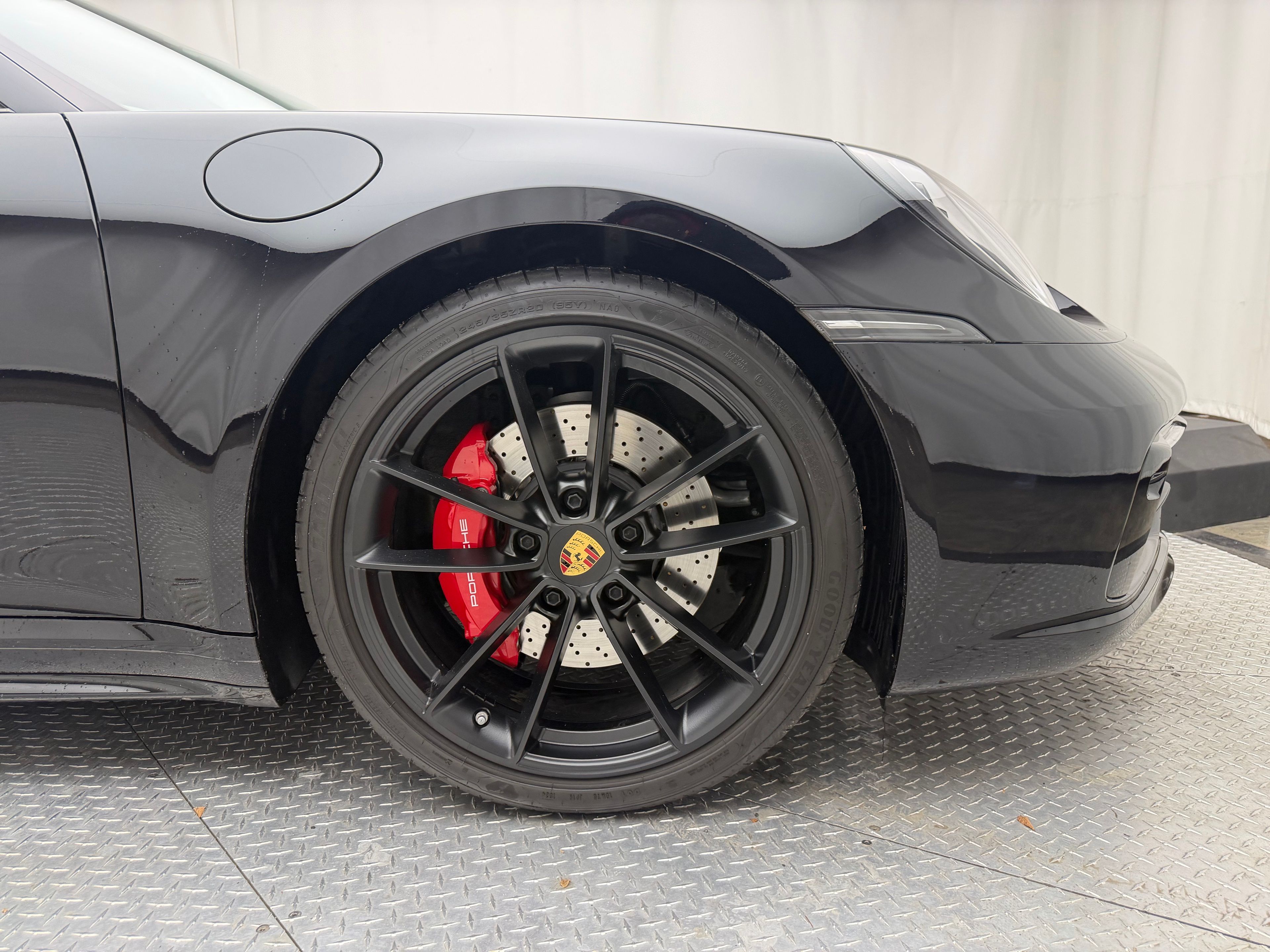 Thumbnail: 2024 Porsche 911 - 13