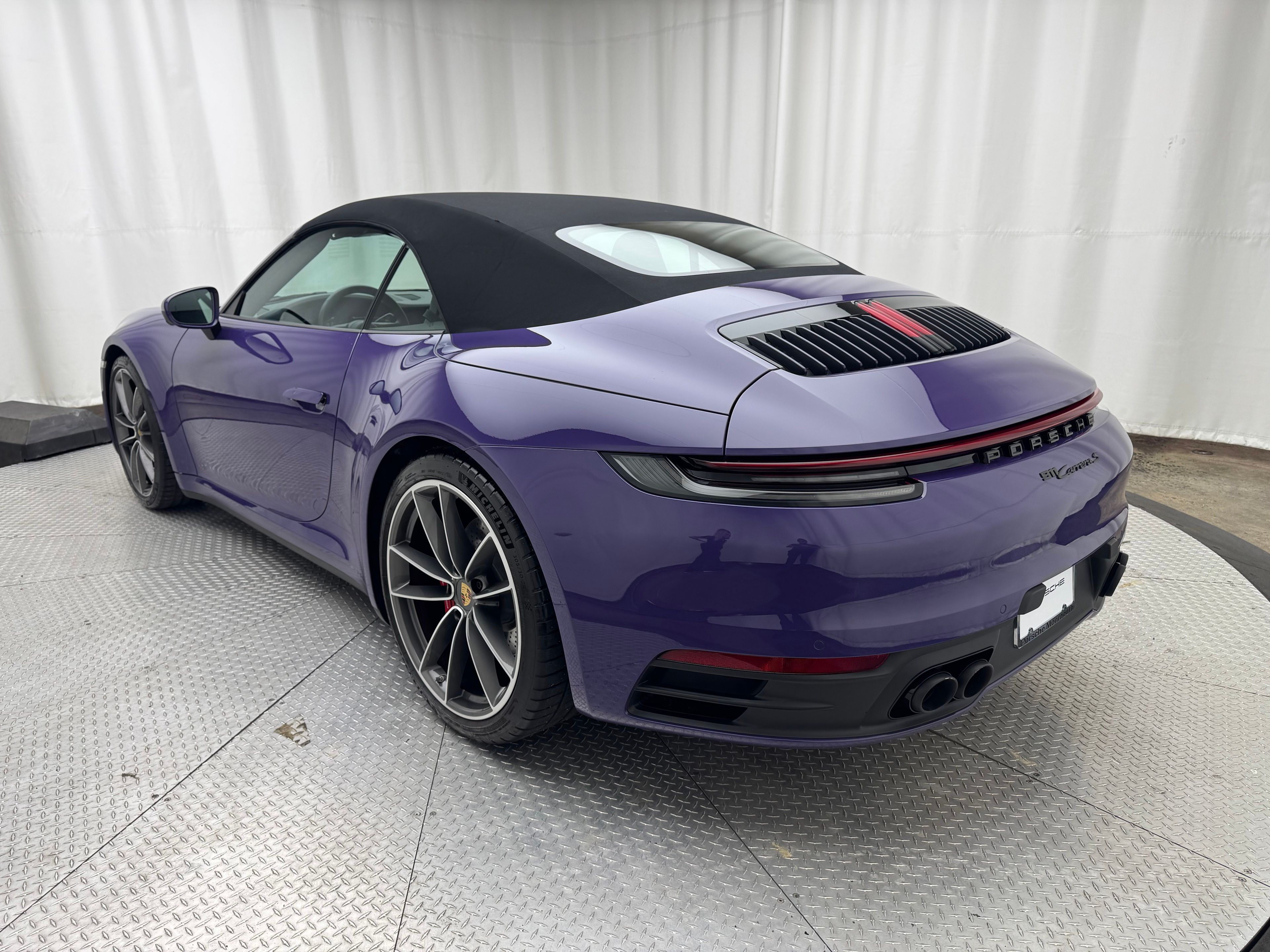 Thumbnail: 2023 Porsche 911 - 3