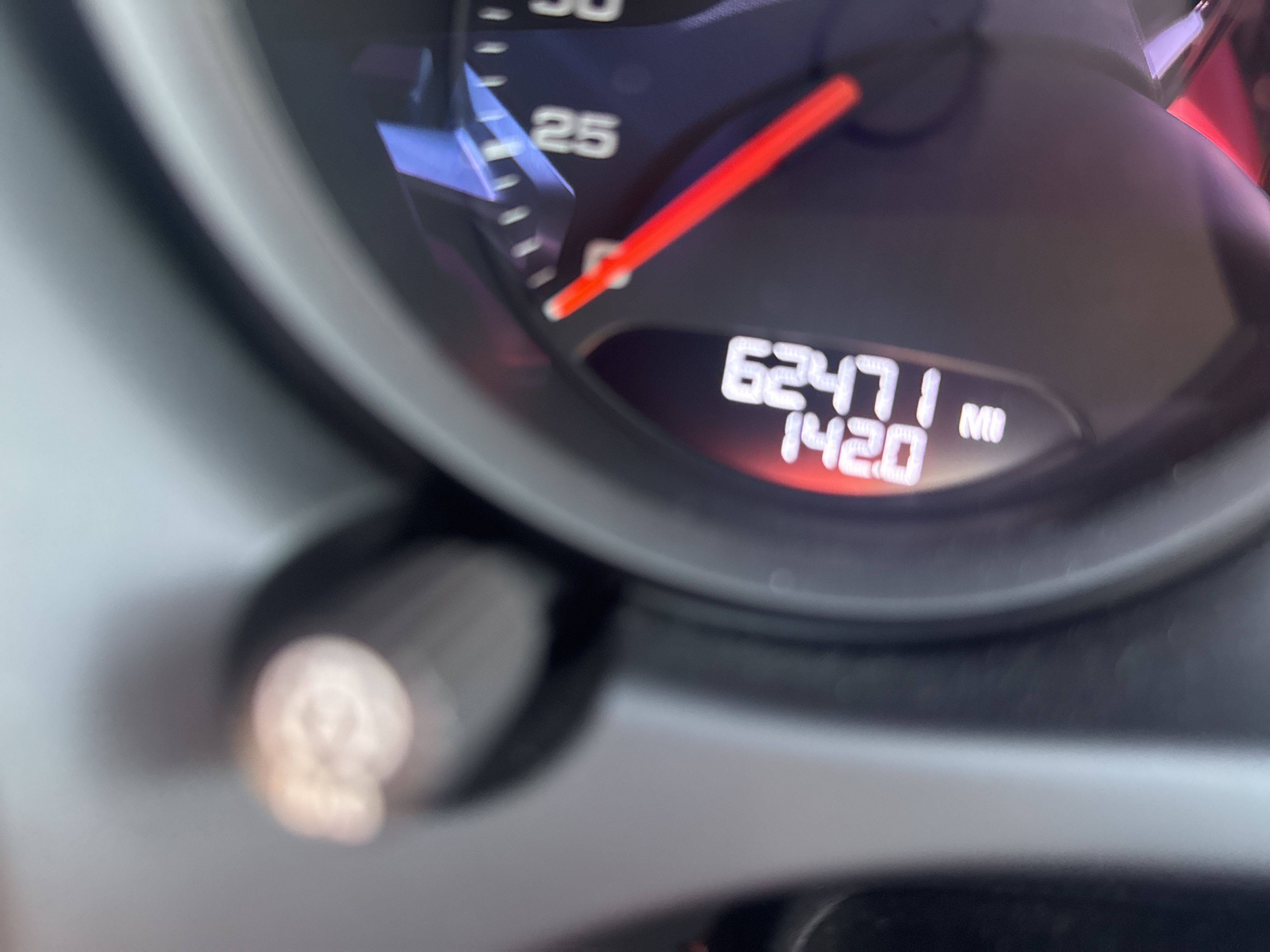 Thumbnail: 2020 Porsche Macan - 3