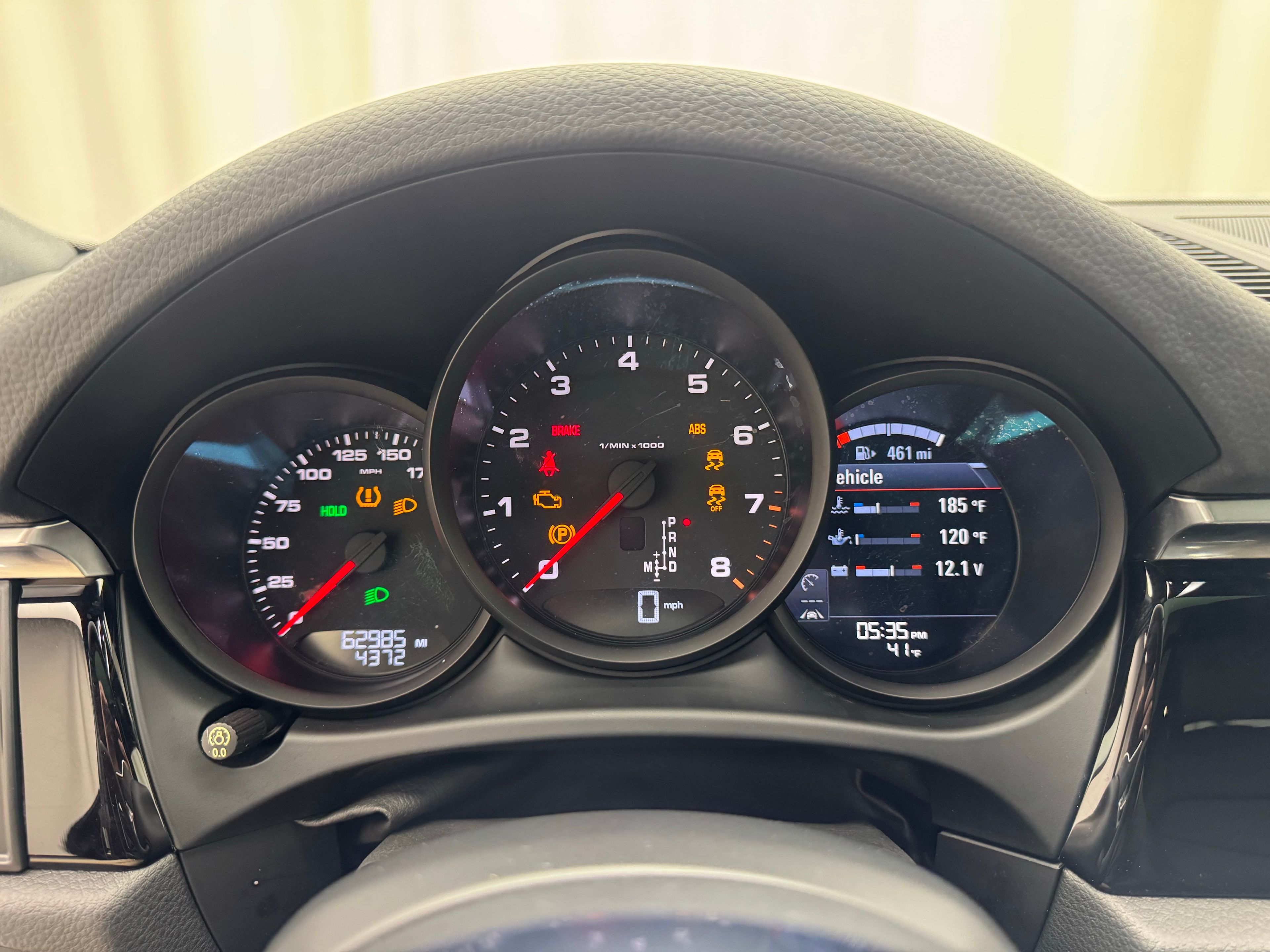 Thumbnail: 2019 Porsche Macan - 28