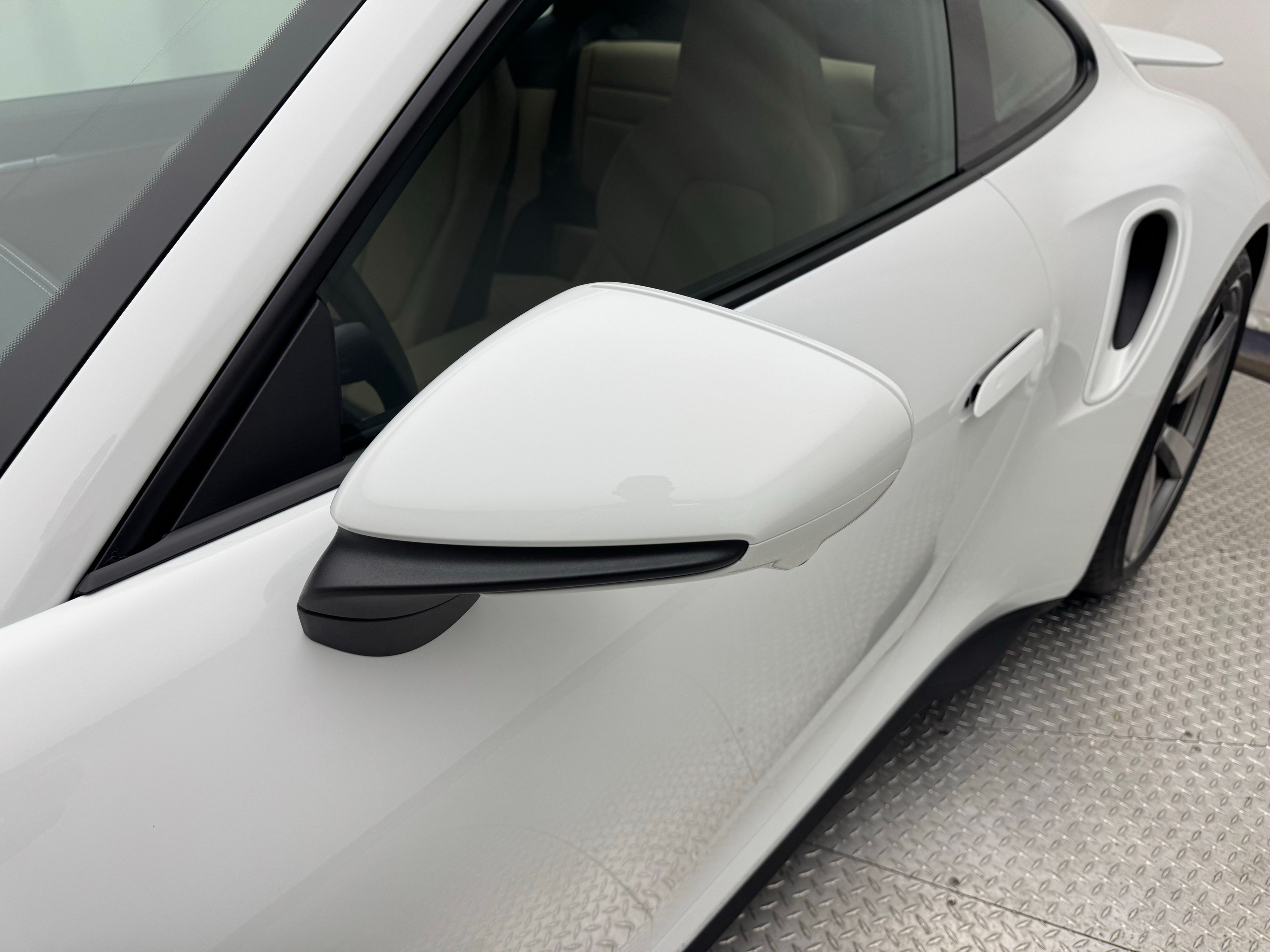 Thumbnail: 2024 Porsche 911 - 20